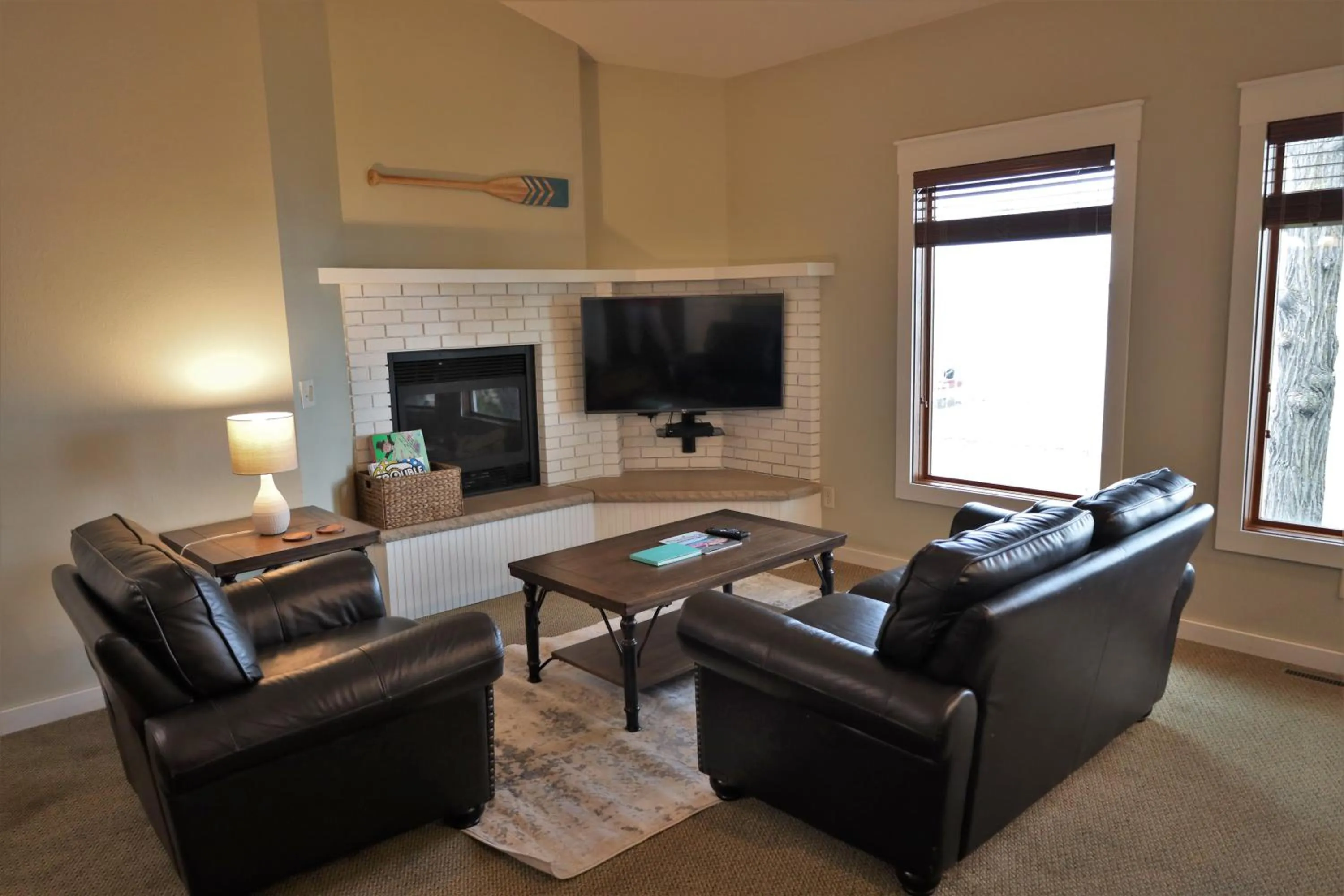 Living room in Bay Colony 774 - Upper