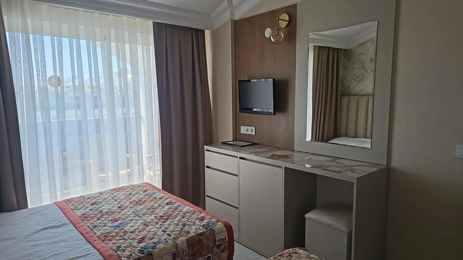 Bed in Gazipasa Star Otel