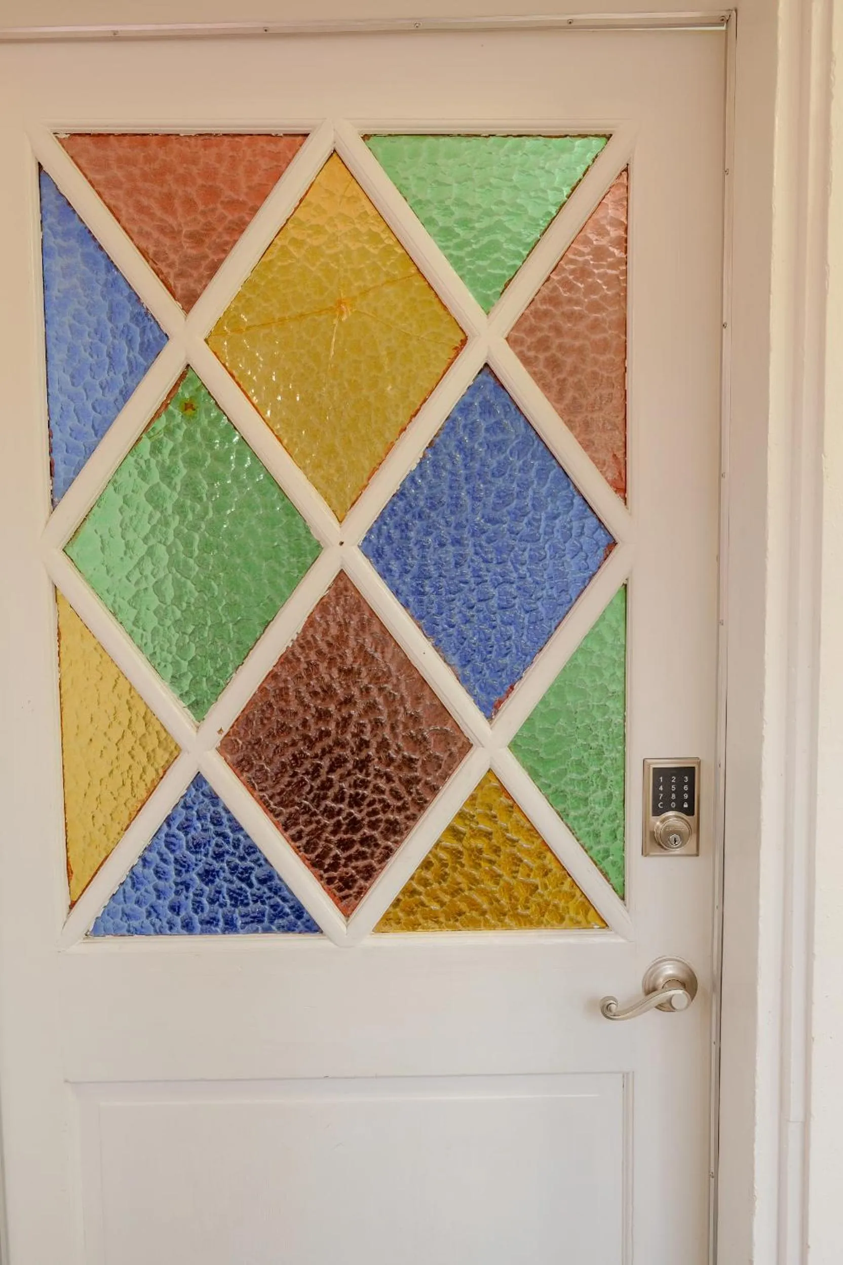 Text overlay in Sherwood Arms Motel