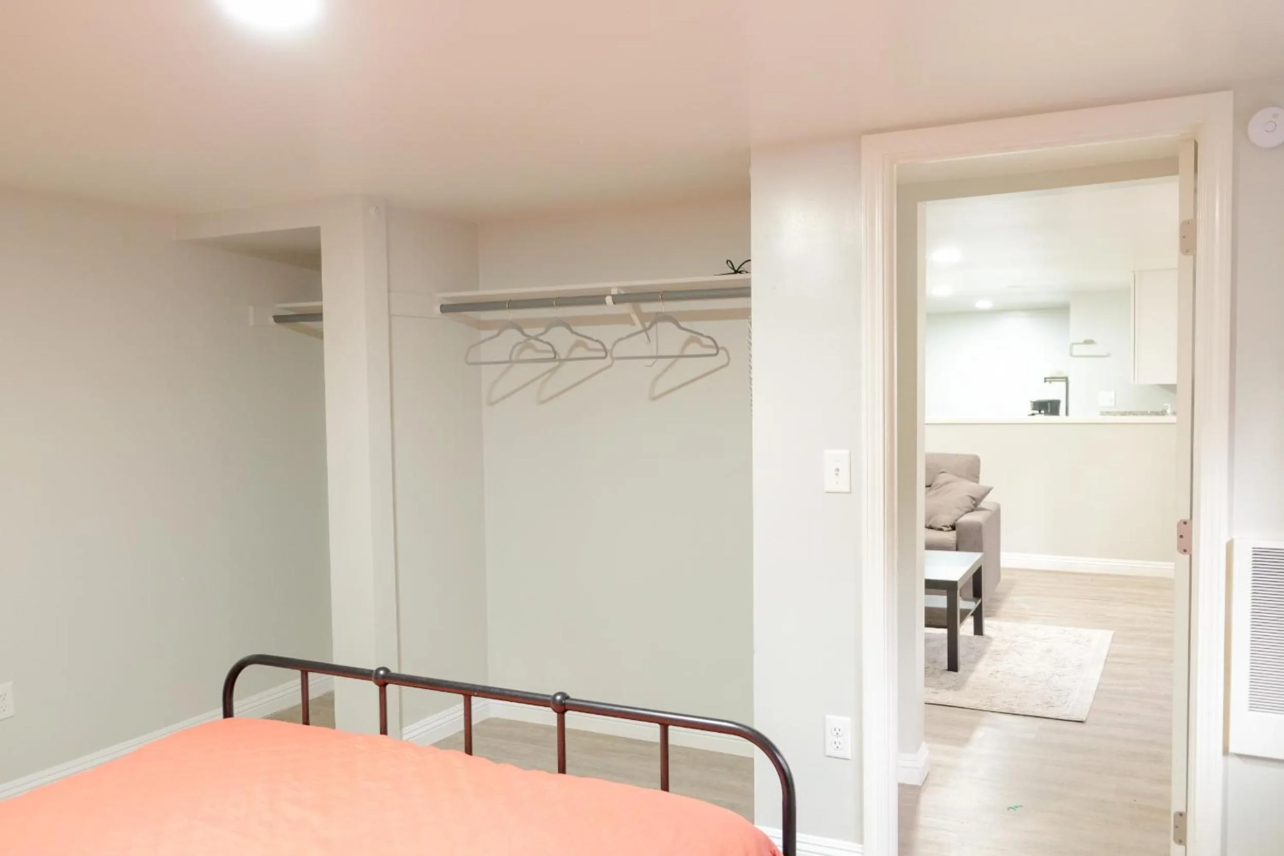 Bed in Sherwood Arms Motel