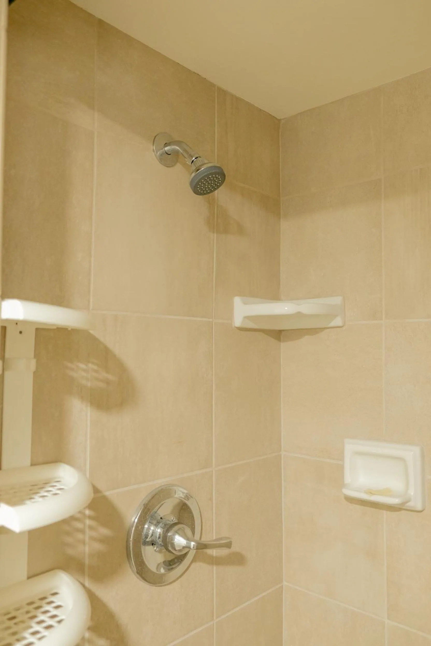 Shower in Sherwood Arms Motel