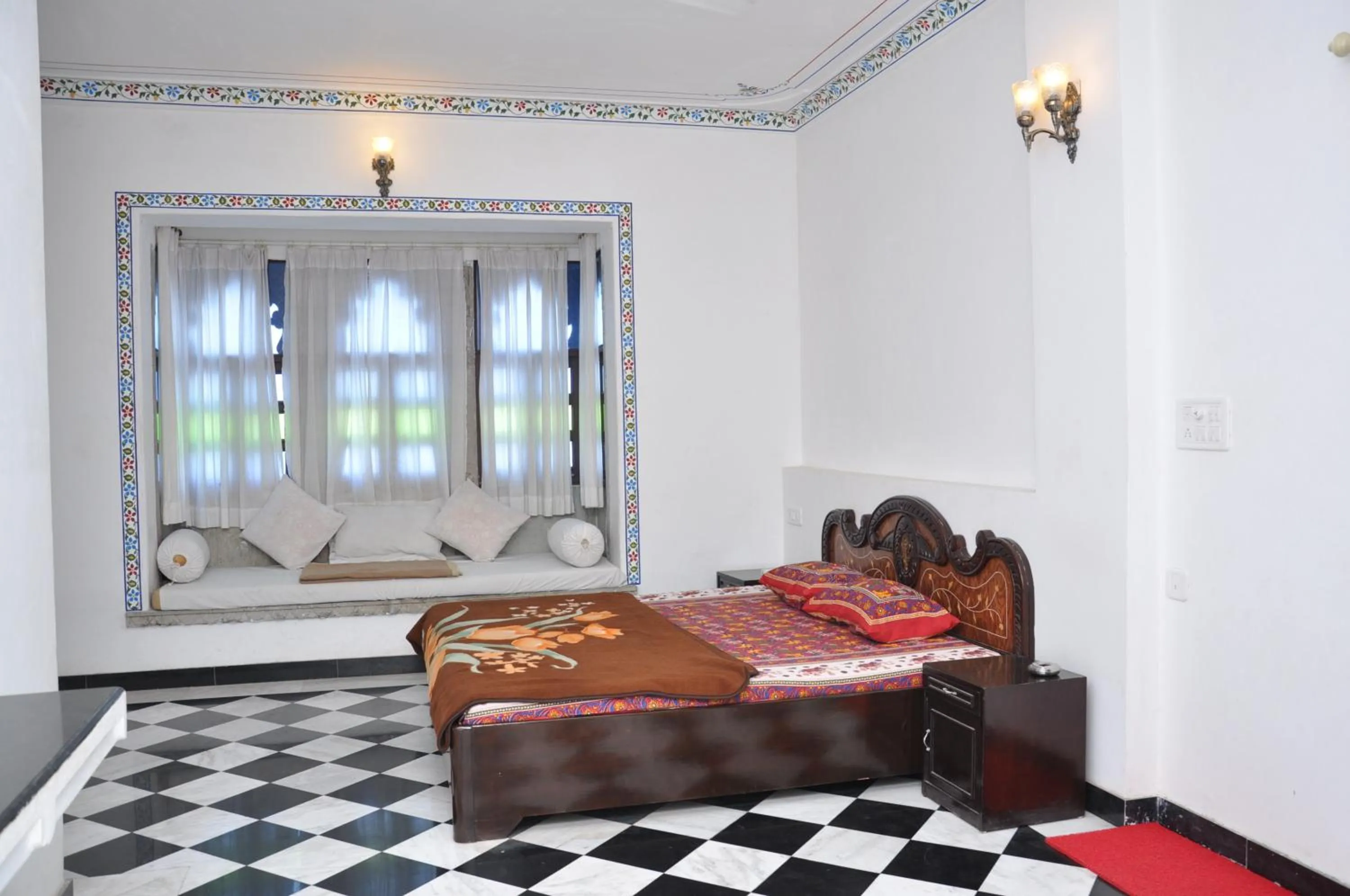 Bedroom, Bed in Hotel Gangaur Palace
