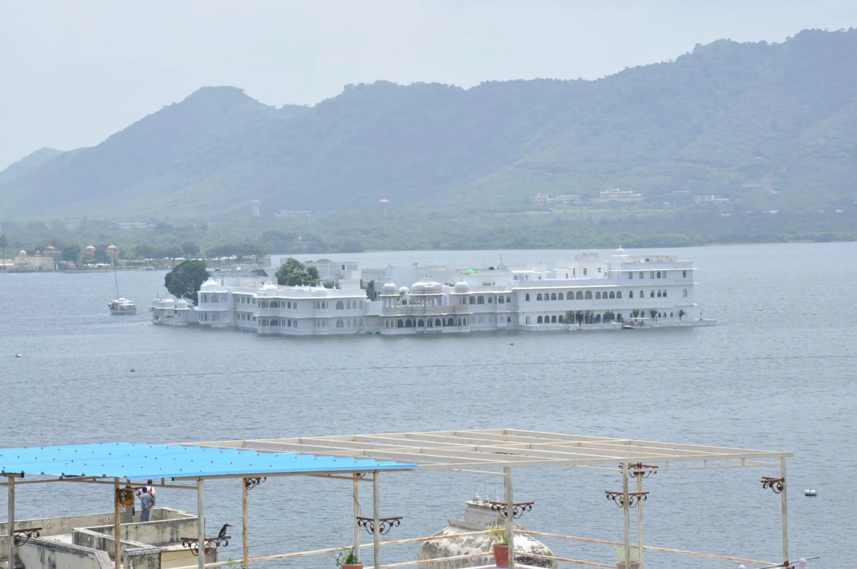 Hotel Gangaur Palace