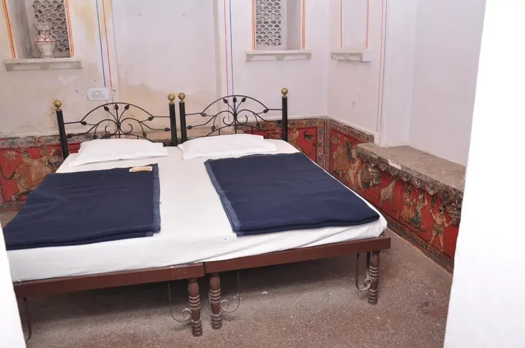 Photo of the whole room, Bed in Hotel Gangaur Palace Photo of the whole room, Bed in Hotel Gangaur Palace
