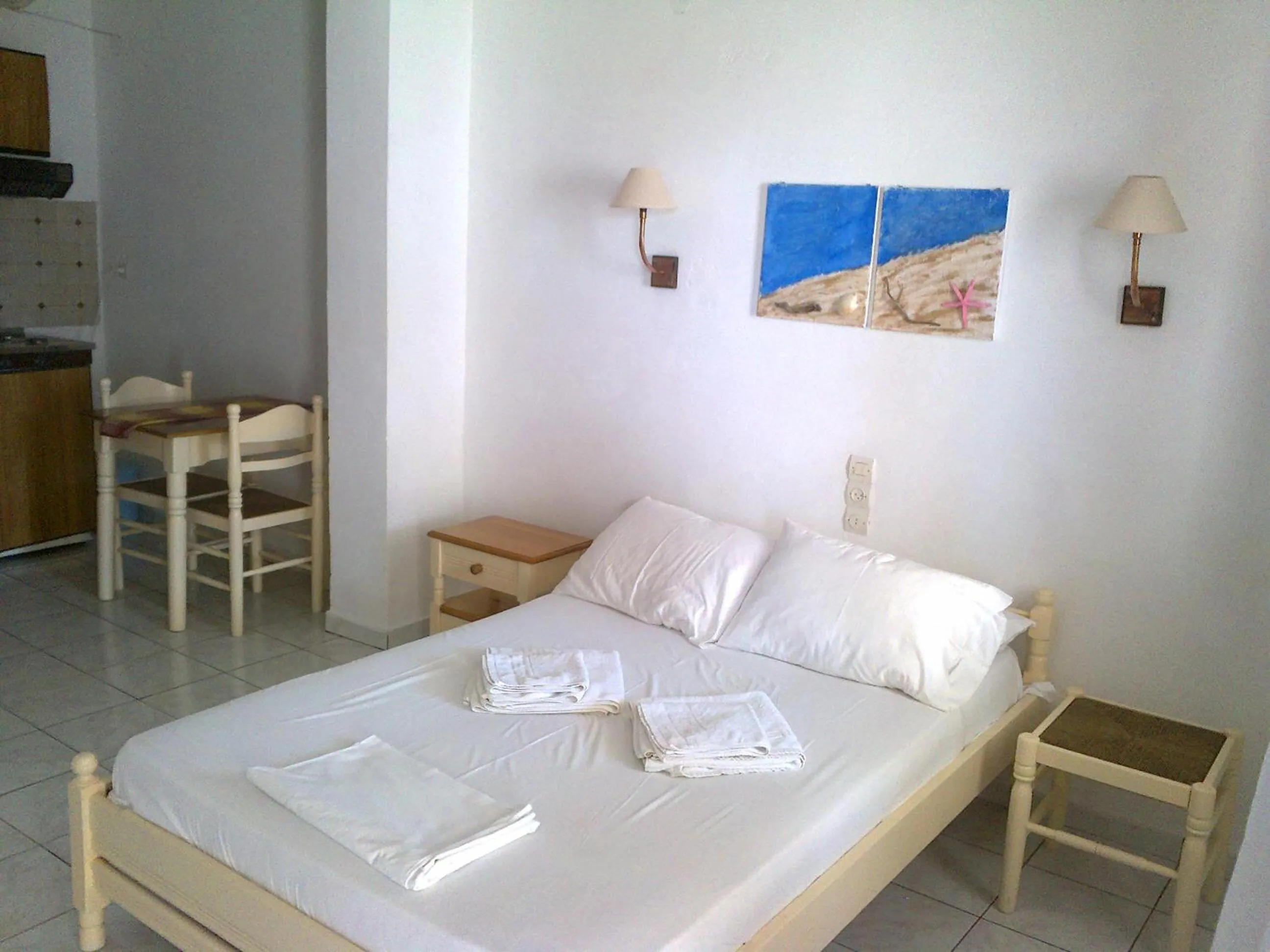 Patio, Bed in Aeolos Hotel Apartments