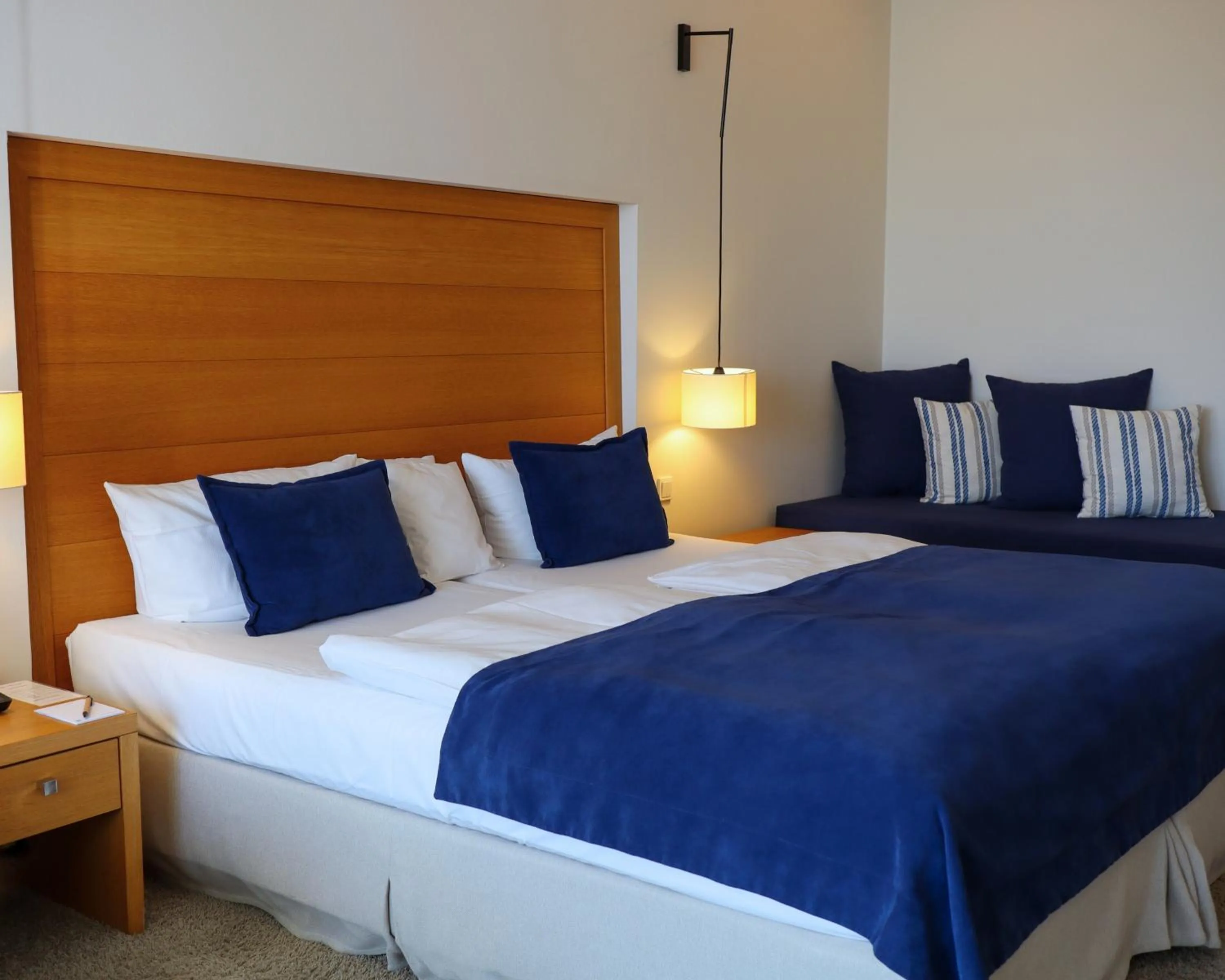 Bed in SeeHuus Lifestyle Hotel