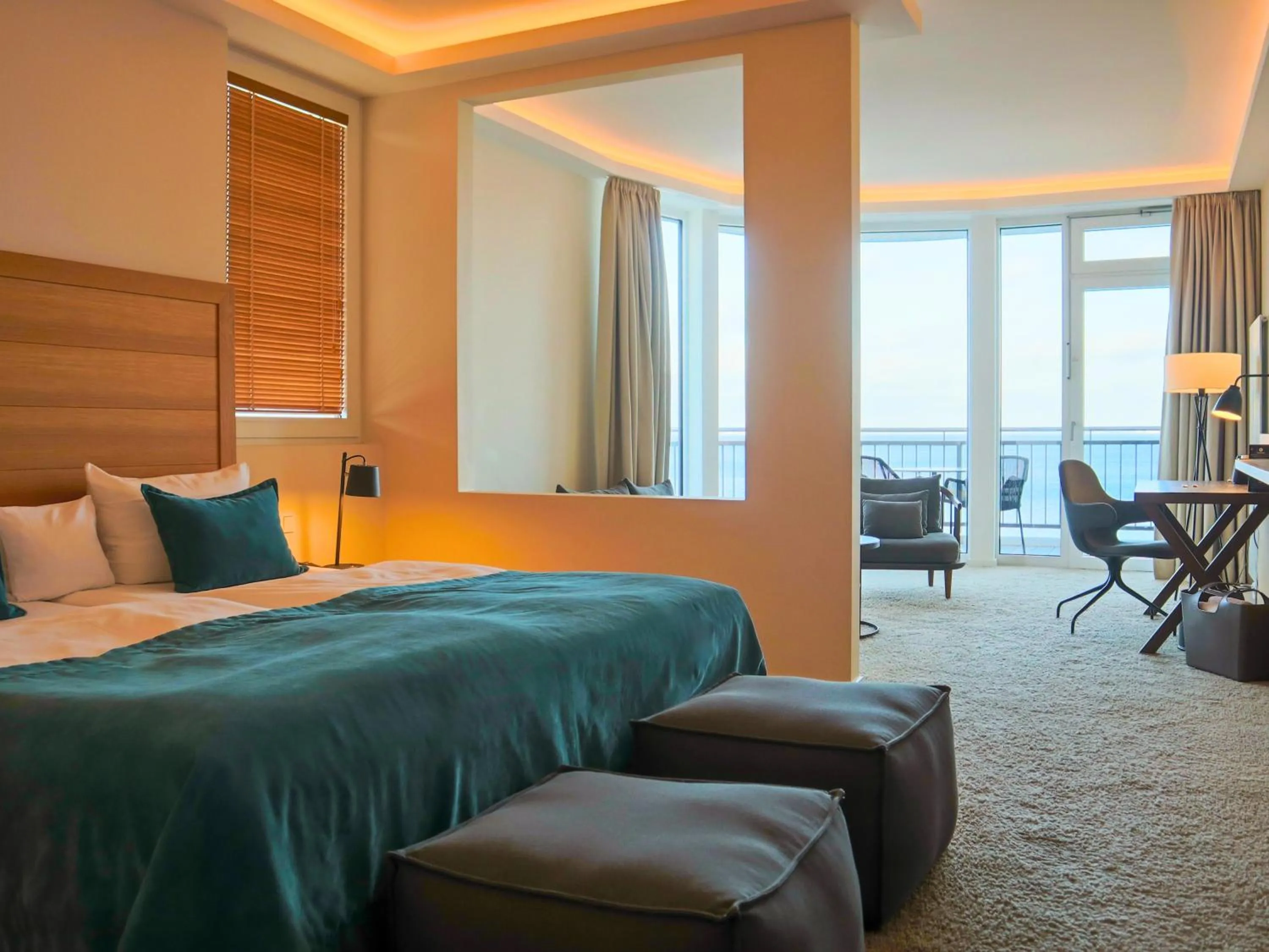 Bed in SeeHuus Lifestyle Hotel