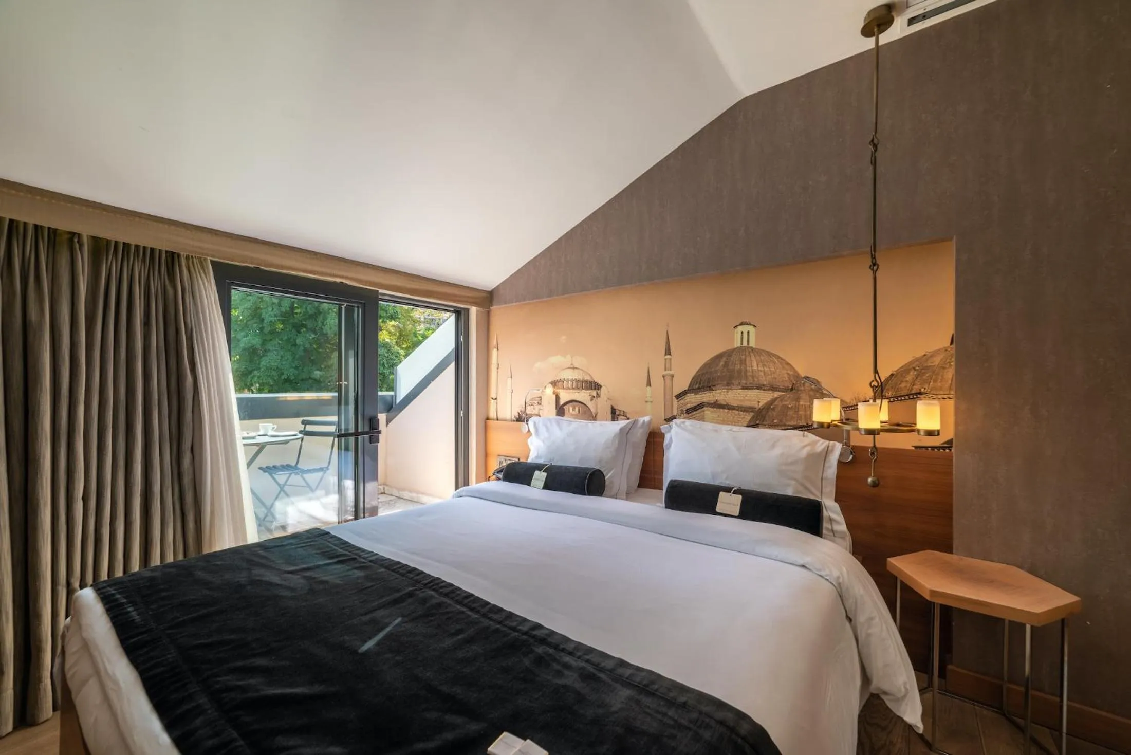 Bed in Hotel Saint Sophia