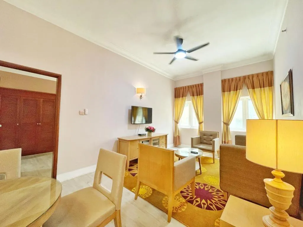 Living room in The Avenue M