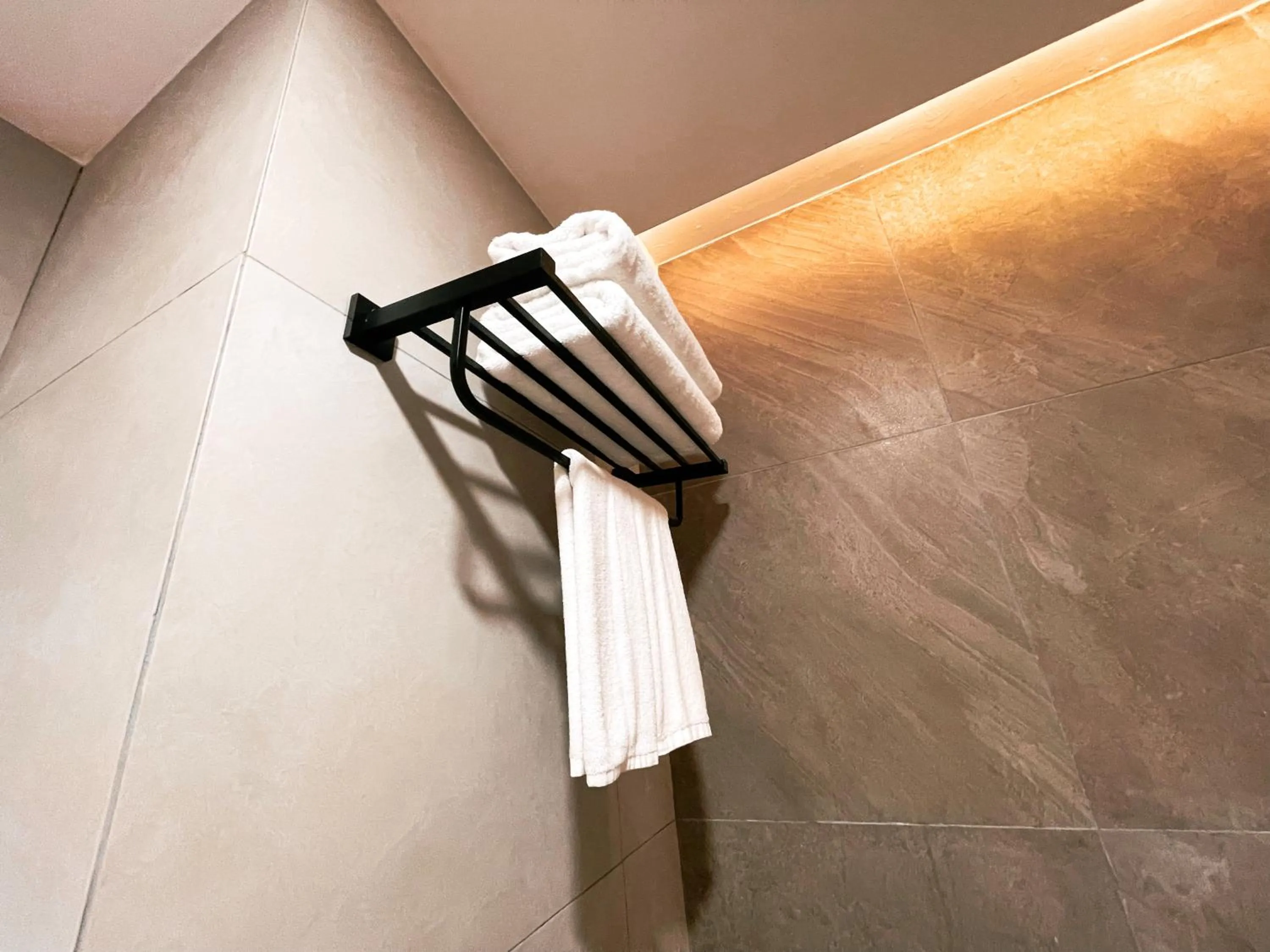 towels in The Avenue M