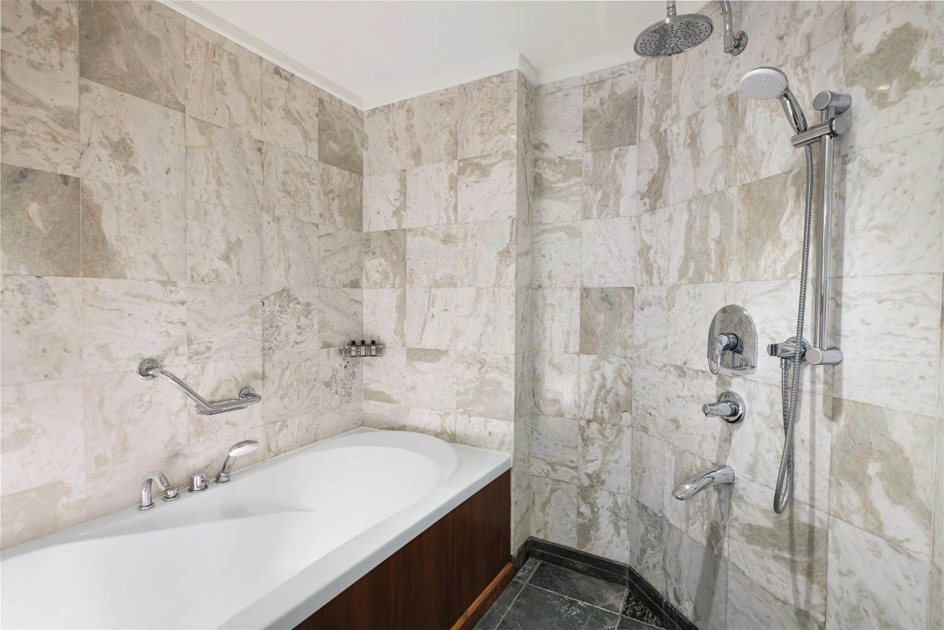 Shower in Kempinski Hotel Barbaros Bay Bodrum