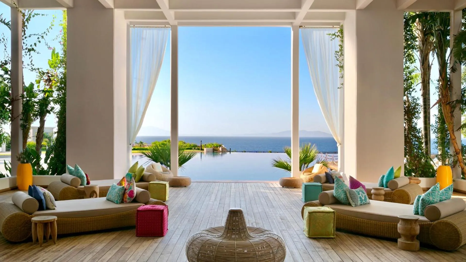 Patio in Kempinski Hotel Barbaros Bay Bodrum