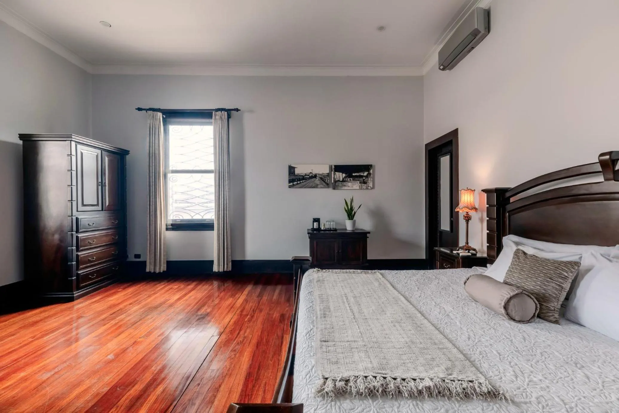 Suite in Hotel Majestad