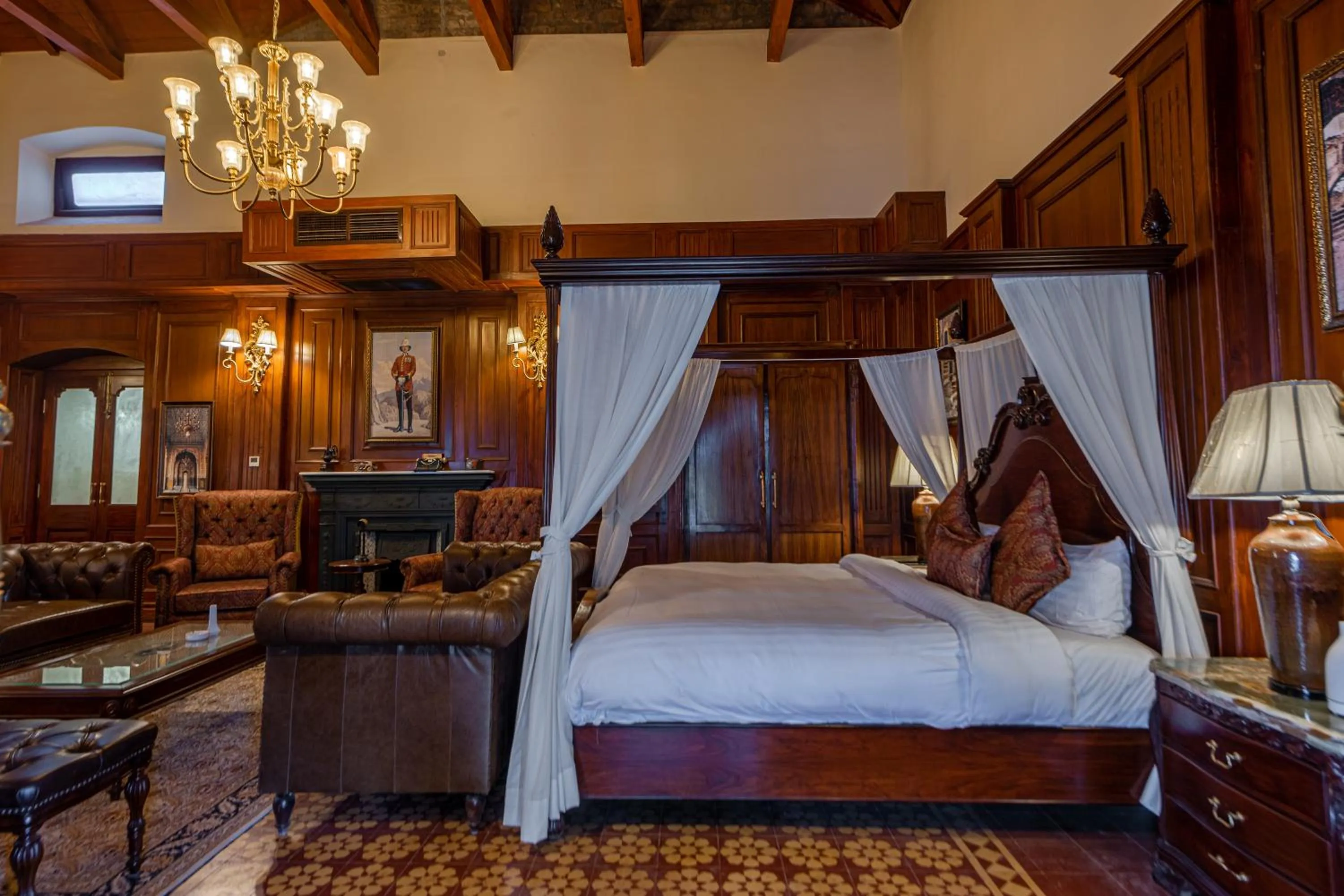 Photo of the whole room, Bed in Cecil by Pearl Continental