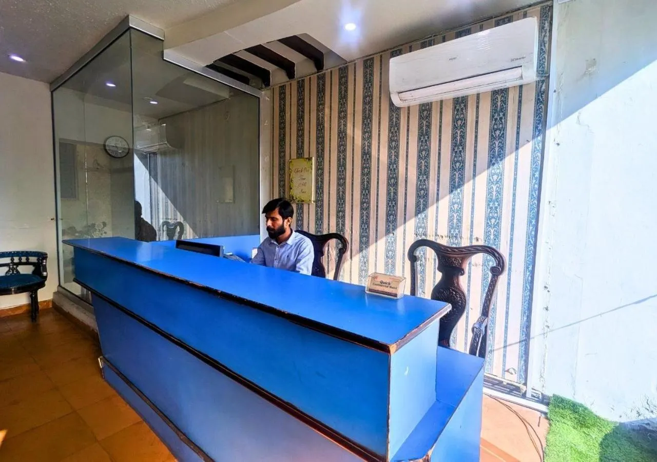 Lobby or reception in Quick continental Hotel - Jail Road