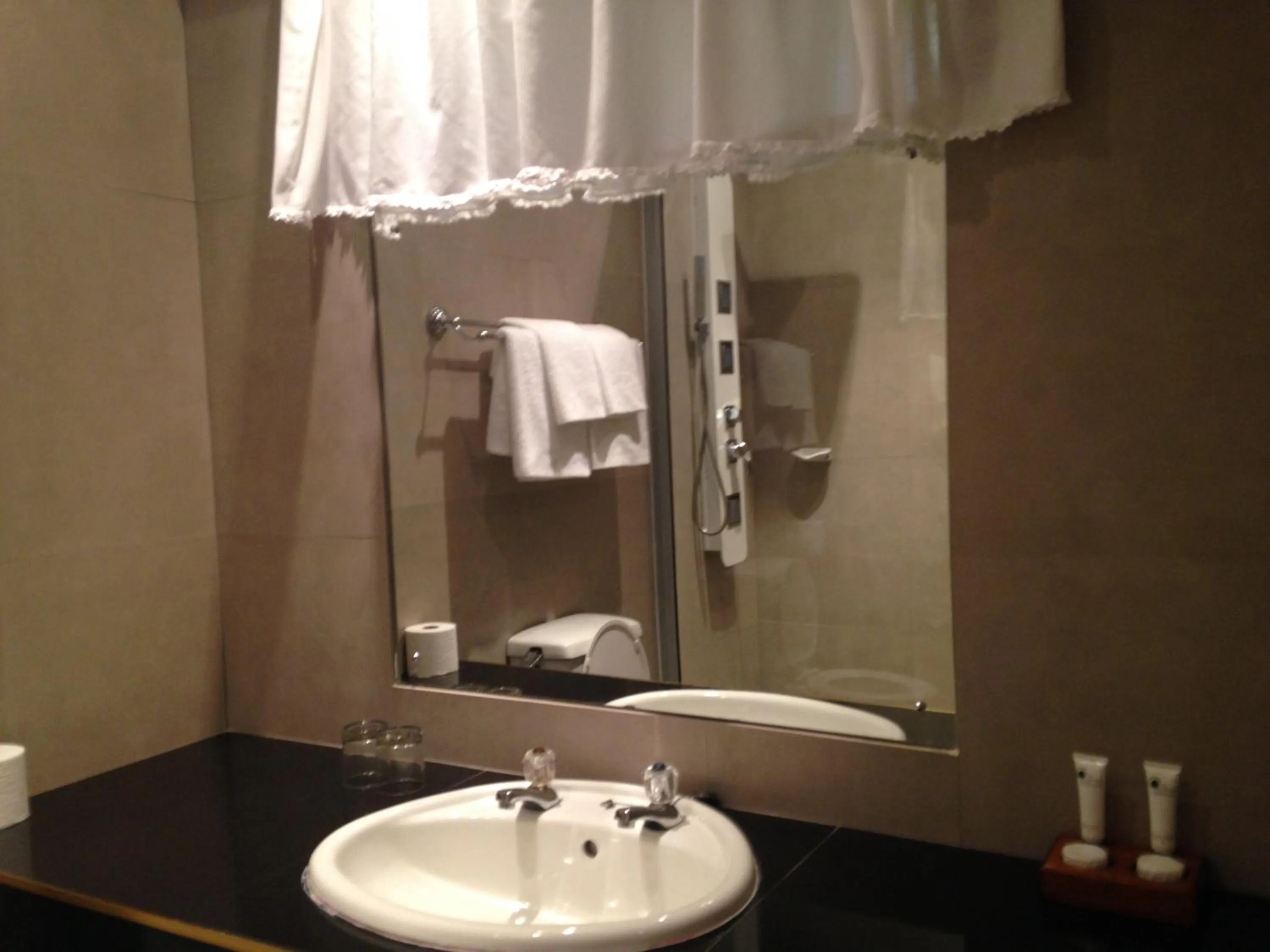 Bathroom in Mountain View International Hotel - Eswatini