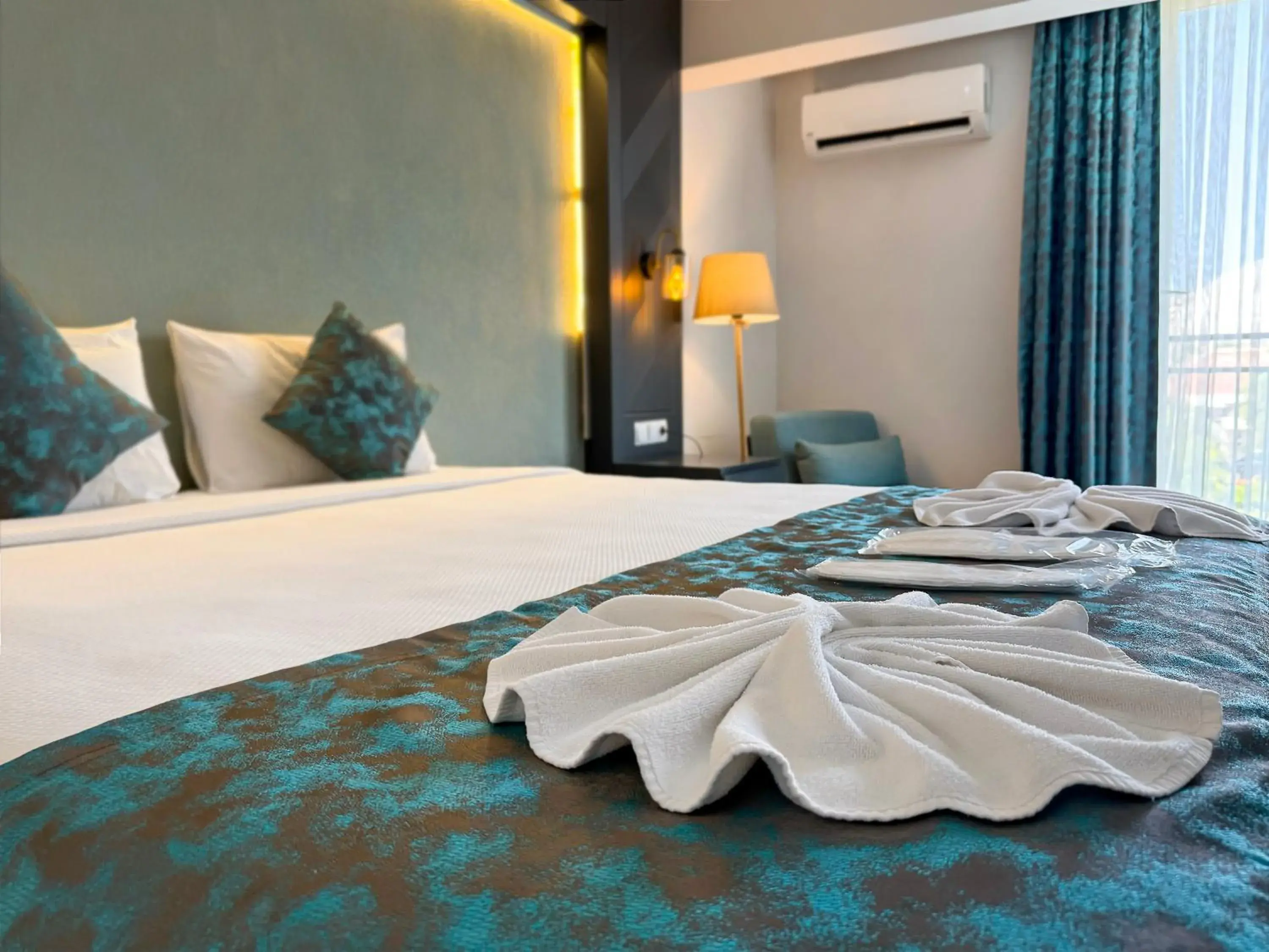 Large Double Room in ANYA RESORT HOTEL Large Double Room in ANYA RESORT HOTEL