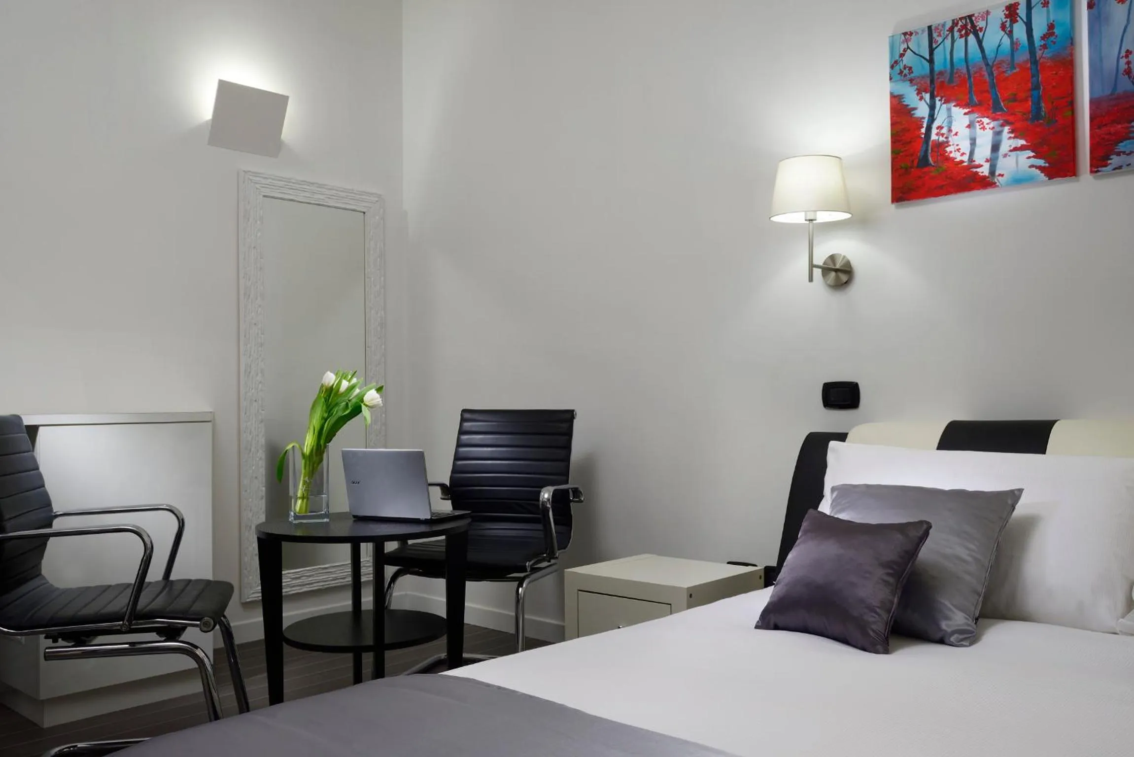 Bathroom, Bed in Gregorio VII Luxury Suites