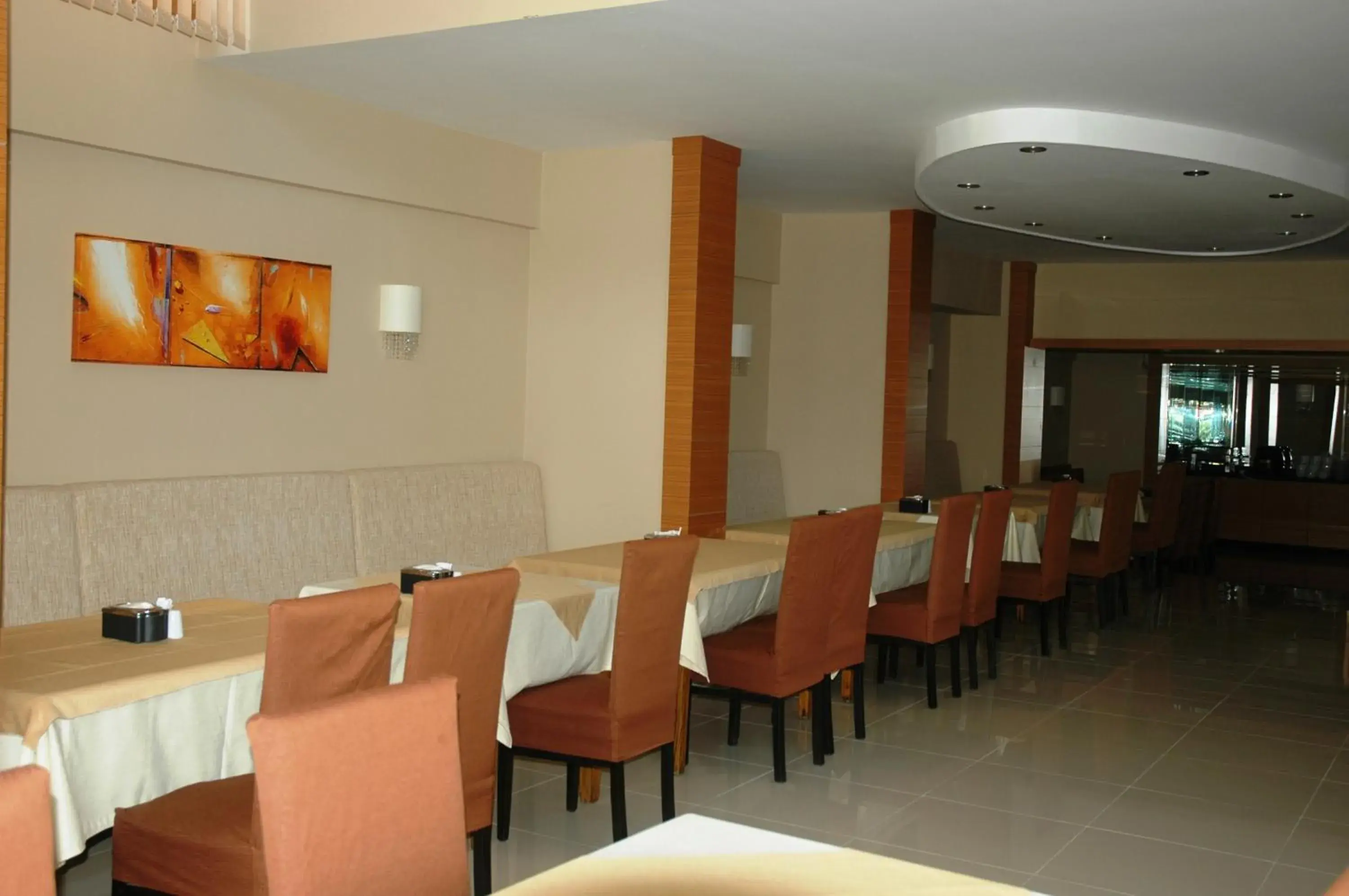 Restaurant/places to eat in Suite Laguna Otel Restaurant/places to eat in Suite Laguna Otel