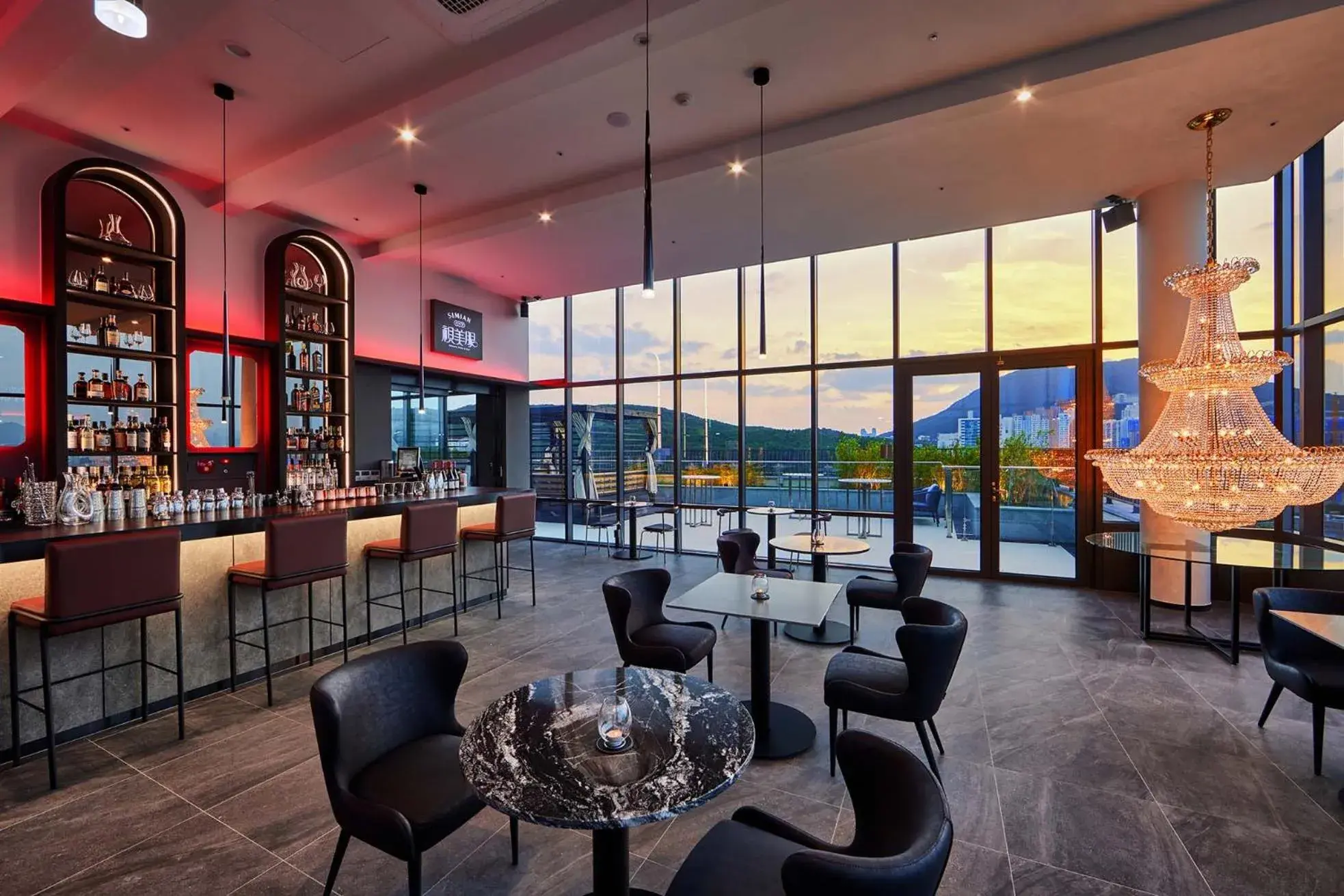 Lounge or bar in Citadines Connect Hari Busan Lounge or bar in Citadines Connect Hari Busan