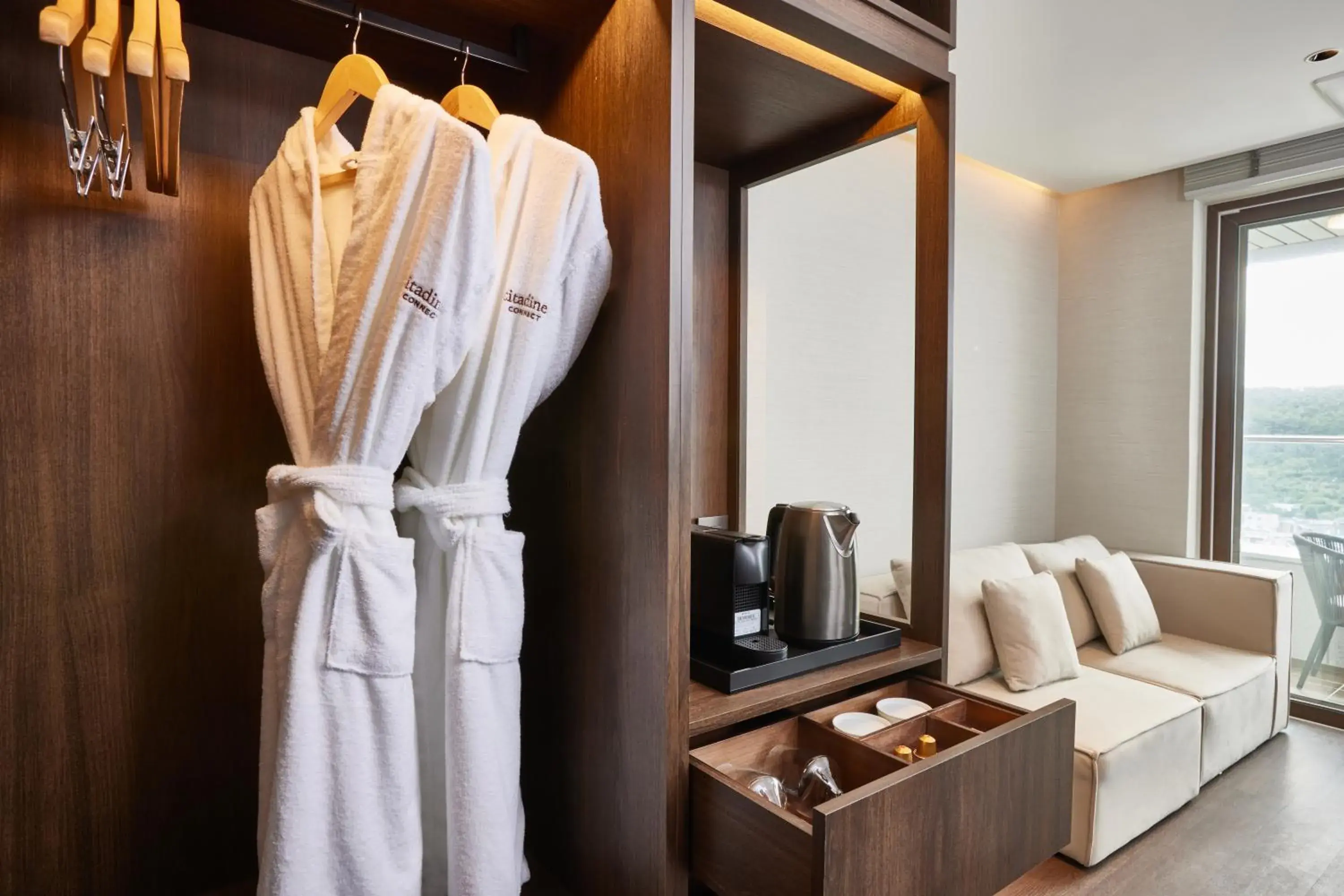 Photo of the whole room in Citadines Connect Hari Busan Photo of the whole room in Citadines Connect Hari Busan