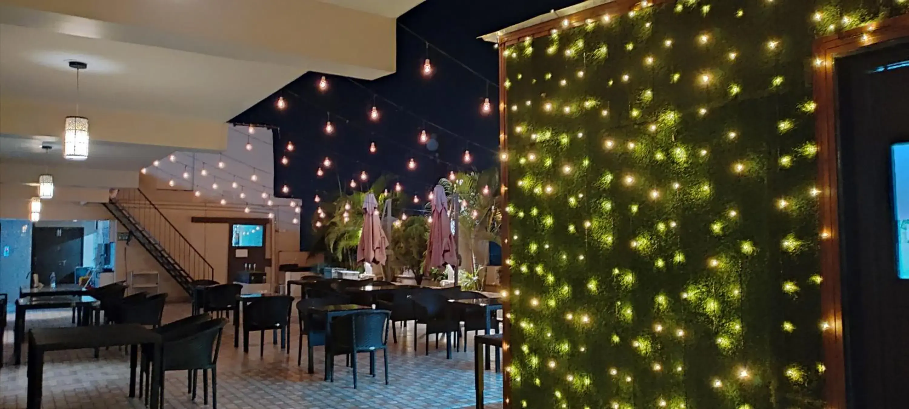 Restaurant/places to eat in Chinmaye Inn Restaurant/places to eat in Chinmaye Inn