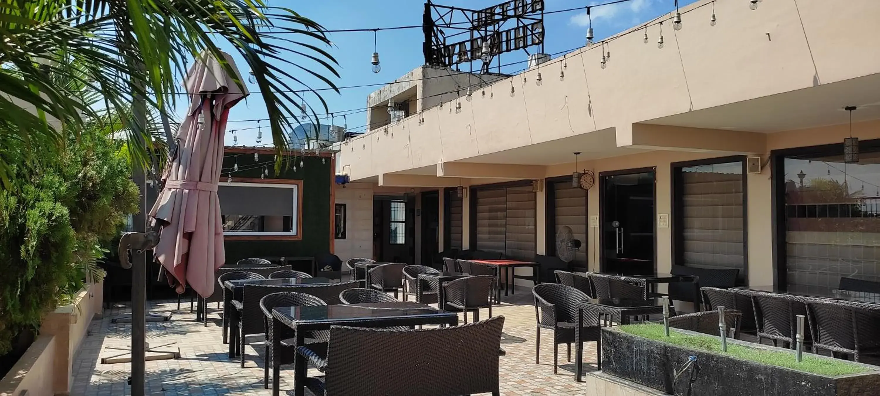 Restaurant/places to eat in Chinmaye Inn Restaurant/places to eat in Chinmaye Inn