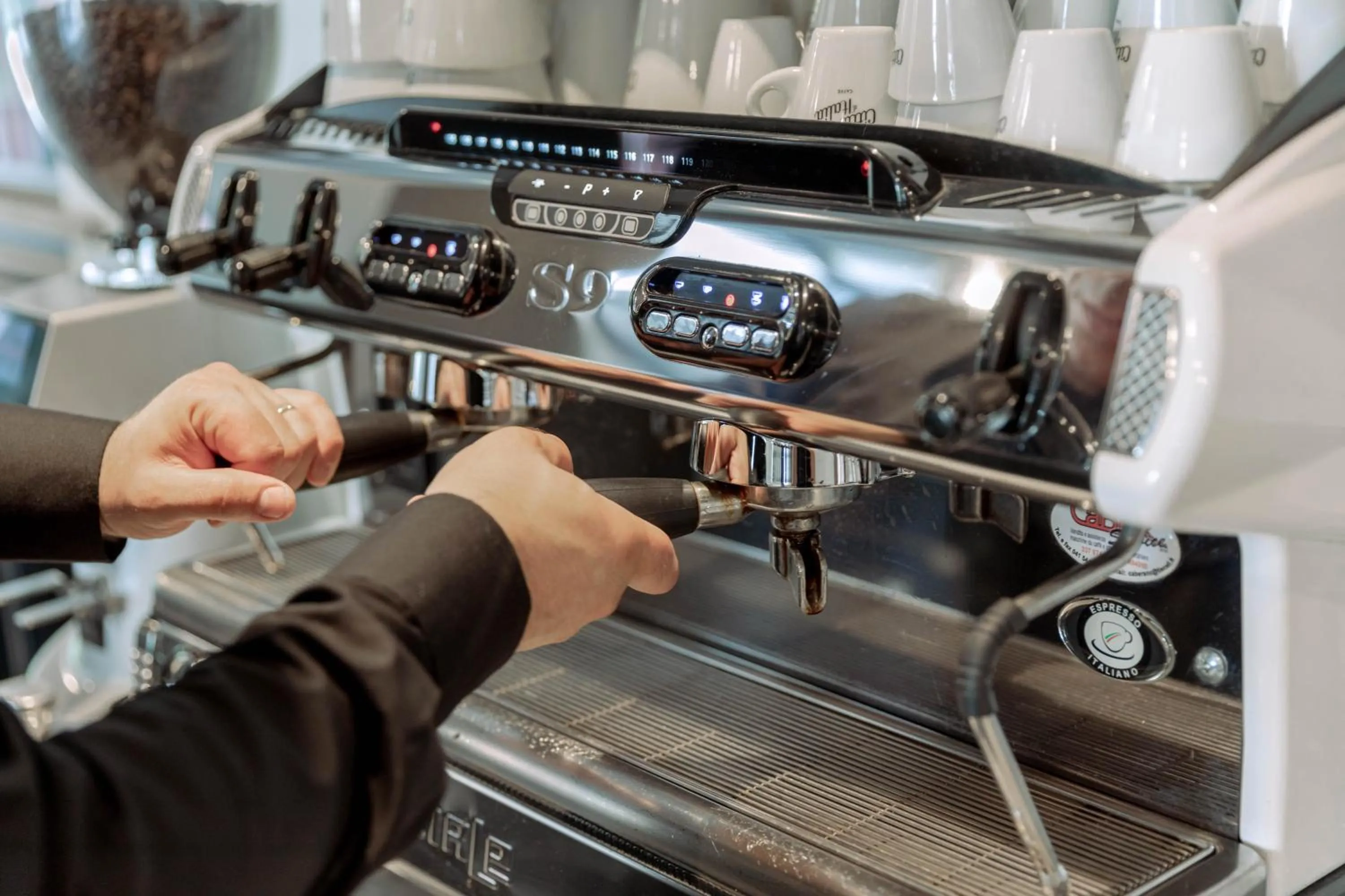 Restaurant/places to eat in Torre Antica Venice Airport Hotel