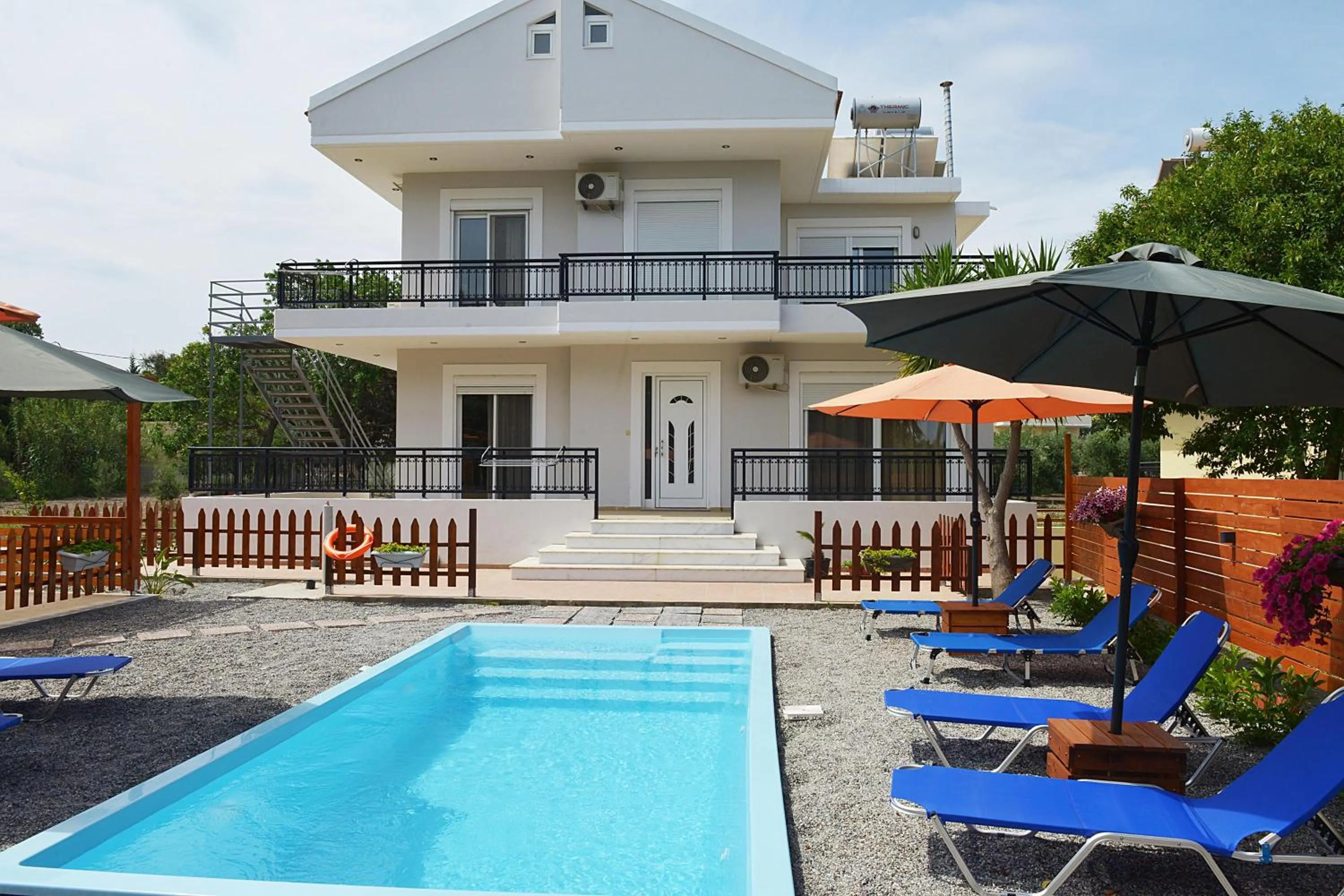 Filippos Green Villa