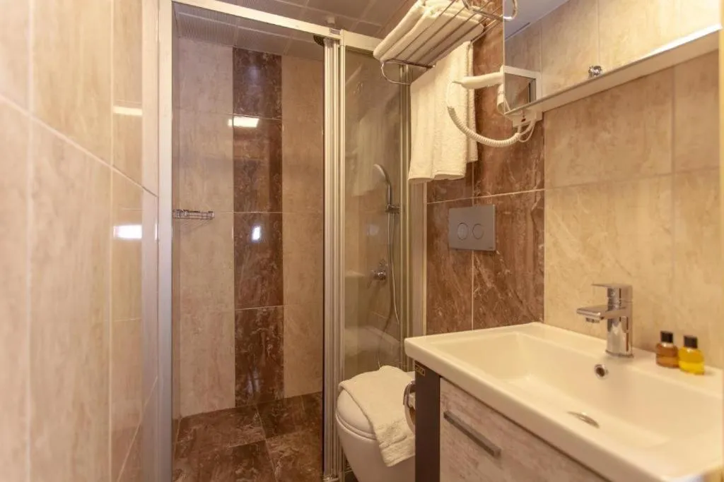 Ozmen Hotel Old Town Kaleiçi