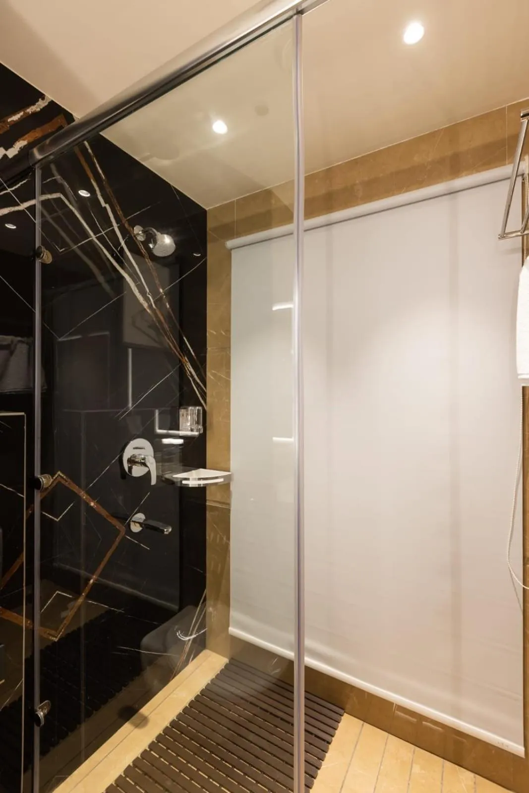 Bathroom in Clarks Inn Express Ludhiana