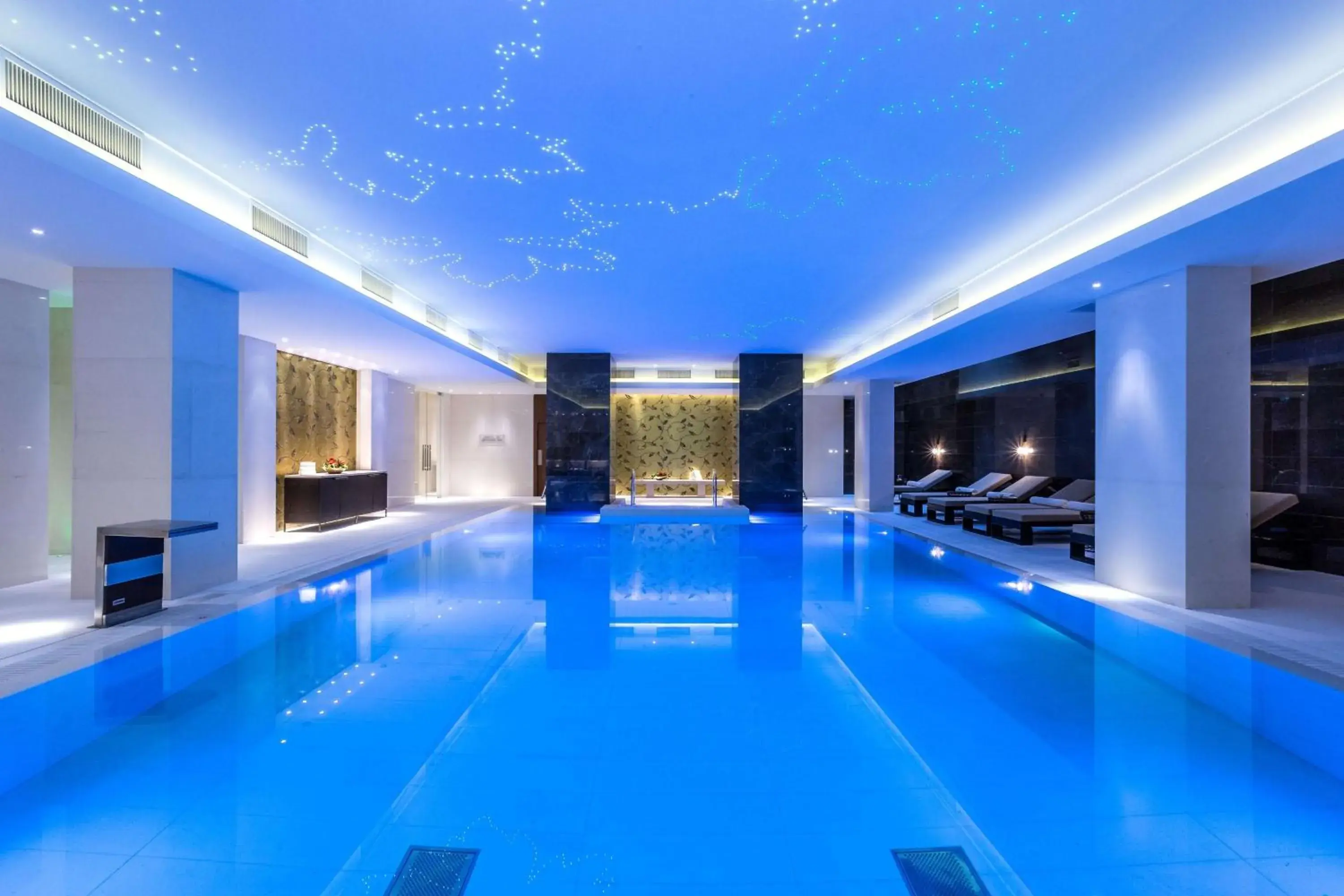 Pool view in Hilton Kyiv Pool view in Hilton Kyiv