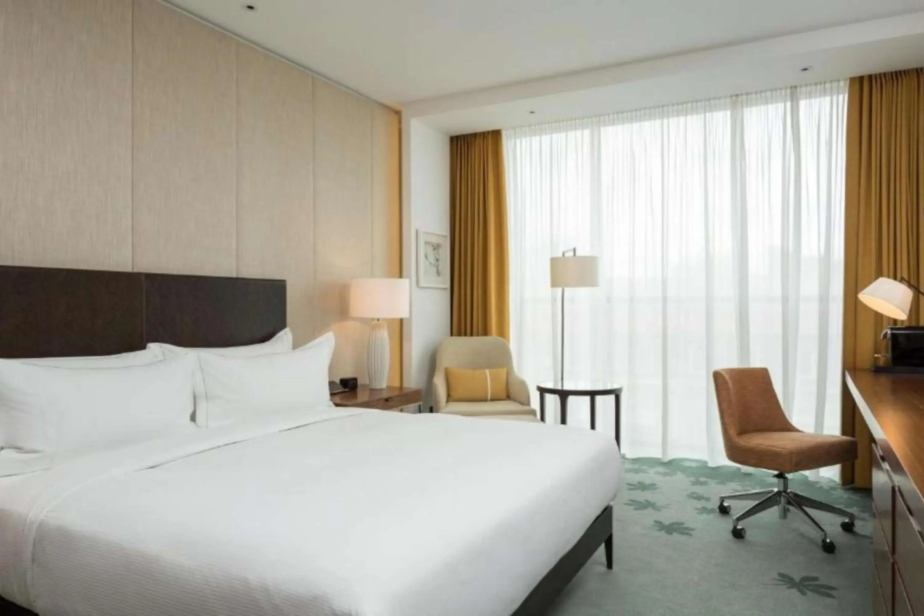 Bedroom, Bed in Hilton Kyiv Bedroom, Bed in Hilton Kyiv