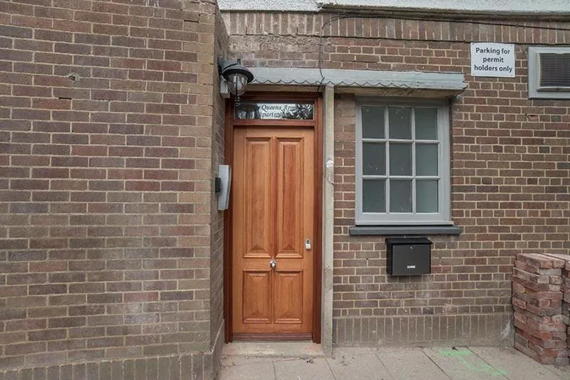 The Queens Arms Apartments