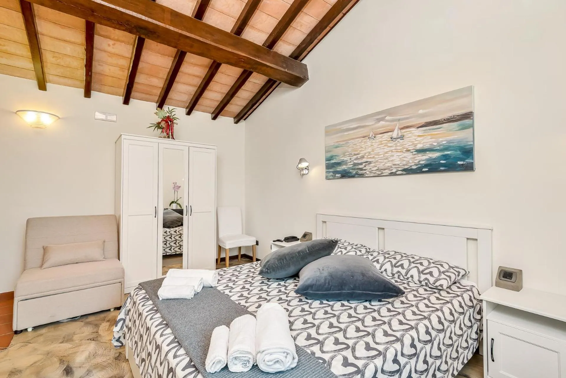 Bed in Hotel la Pietra restaurant