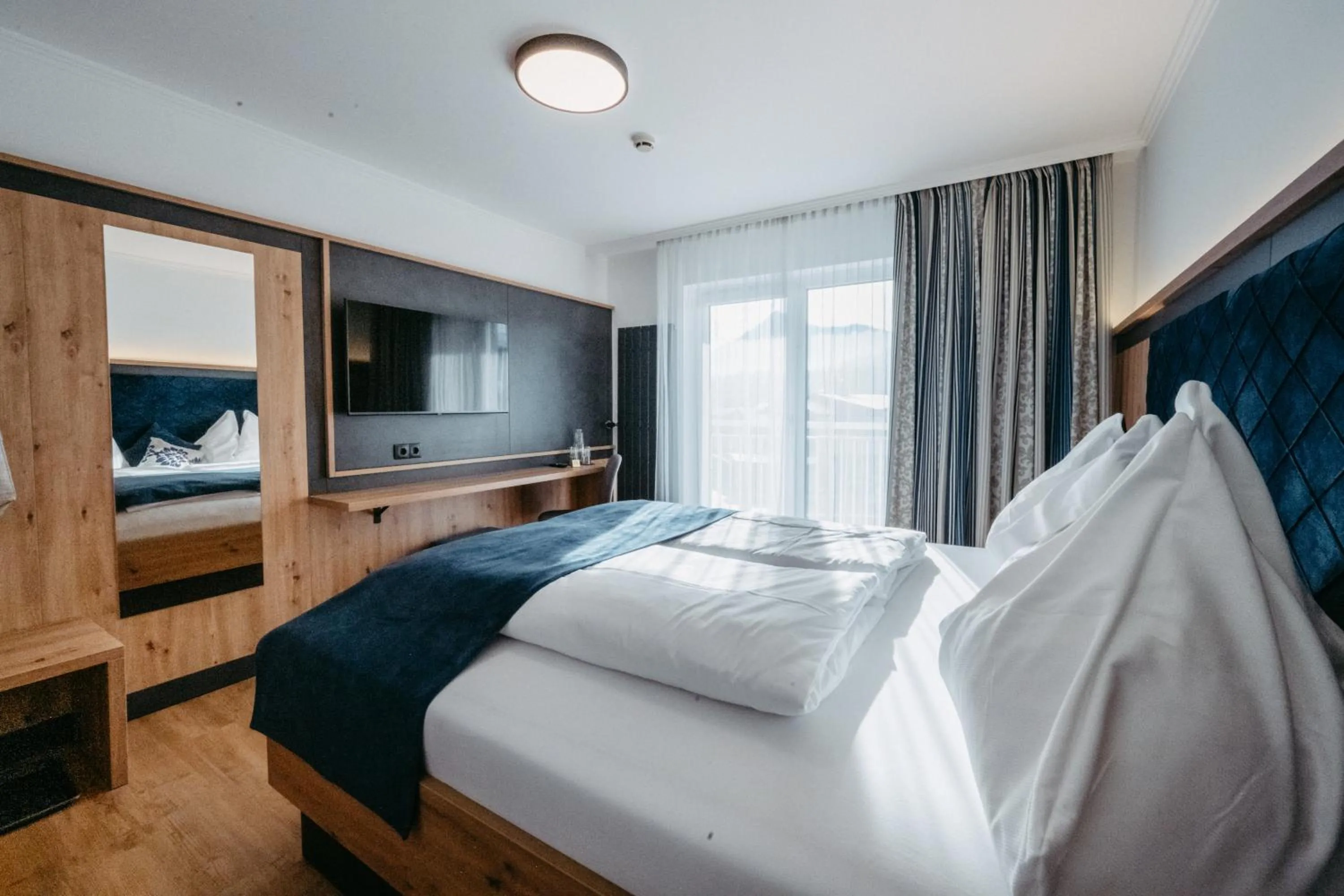 Photo of the whole room, Bed in Hotel Brückenwirt Superior