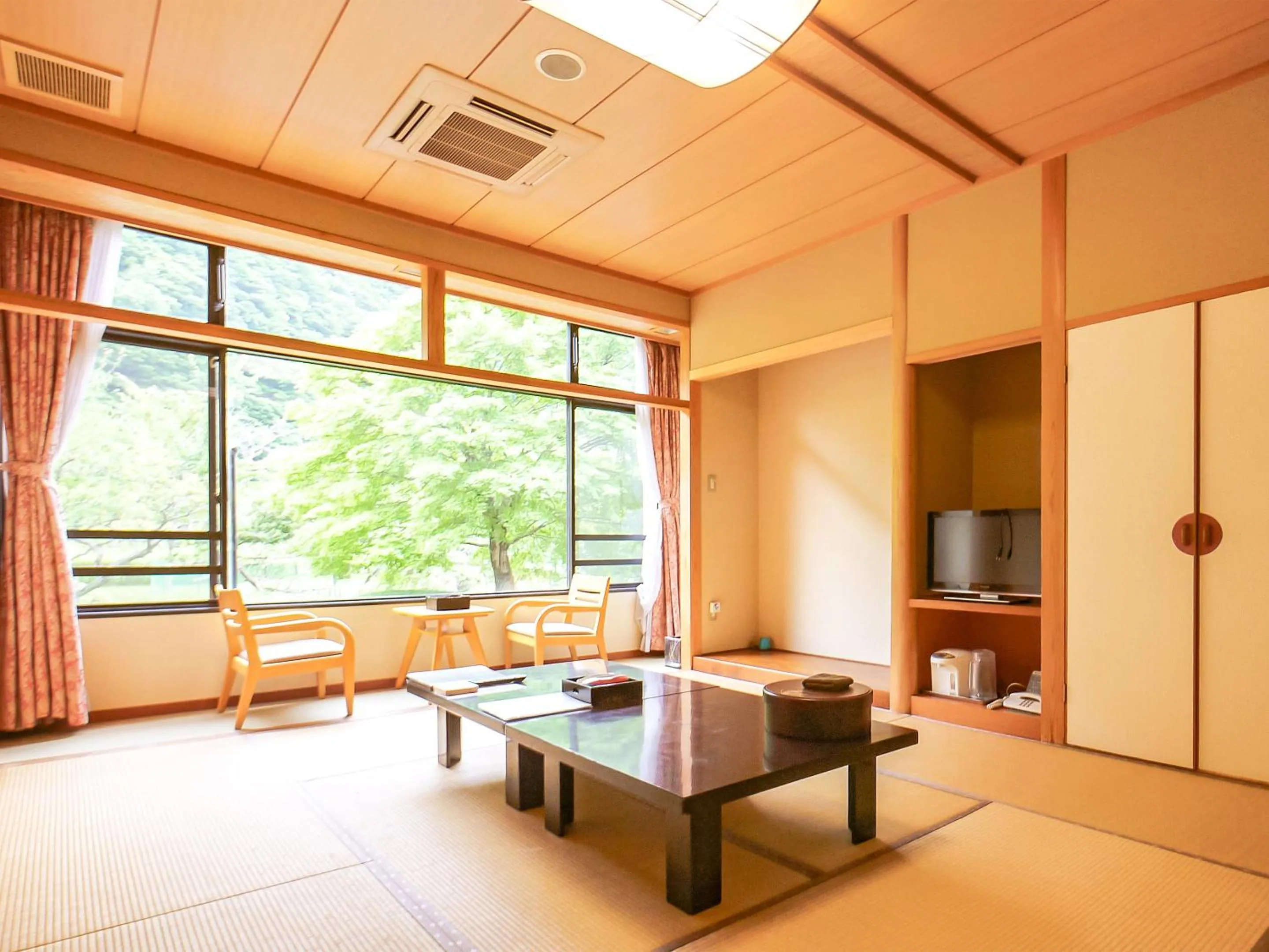 Photo of the whole room in SPRINGS VILLAGE 足柄 丹沢温泉リゾート＆グランピング