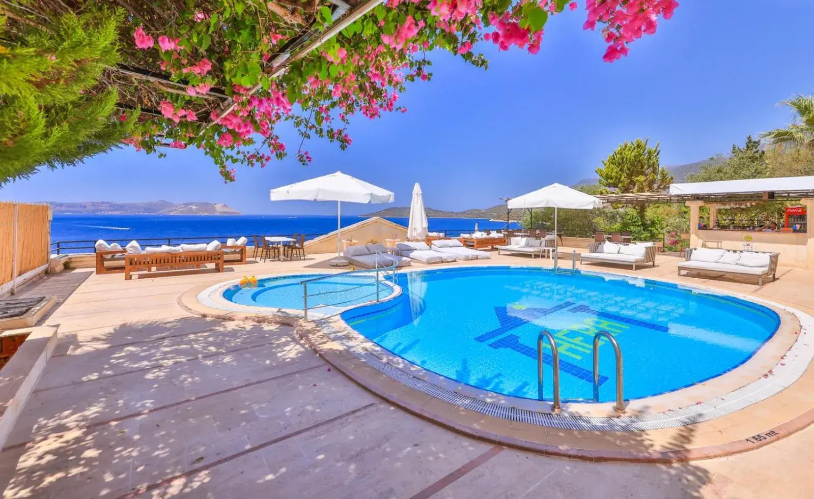 Pool view in Hera Hotel Pool view in Hera Hotel