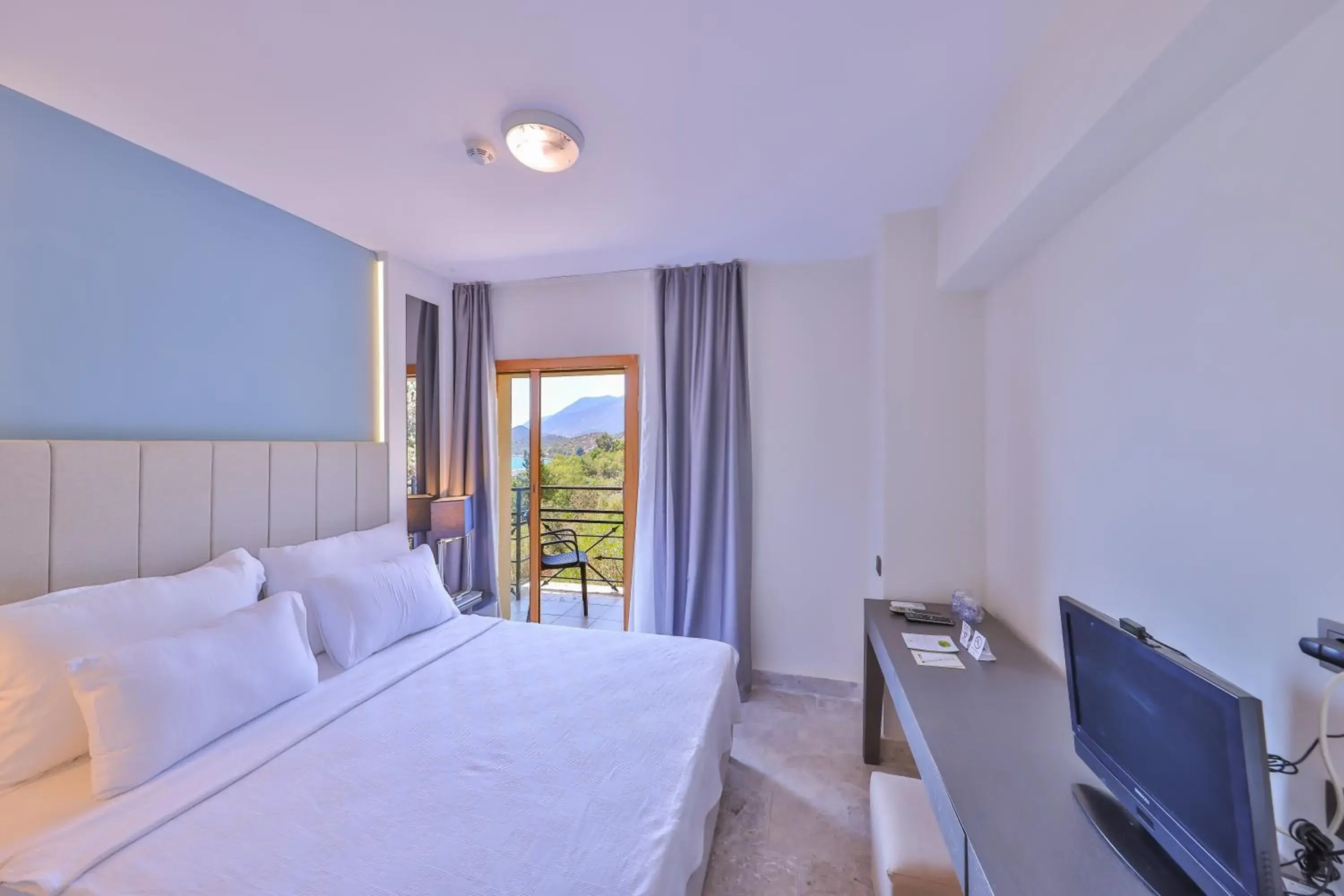 Standard Double or Twin Room in Hera Hotel Standard Double or Twin Room in Hera Hotel