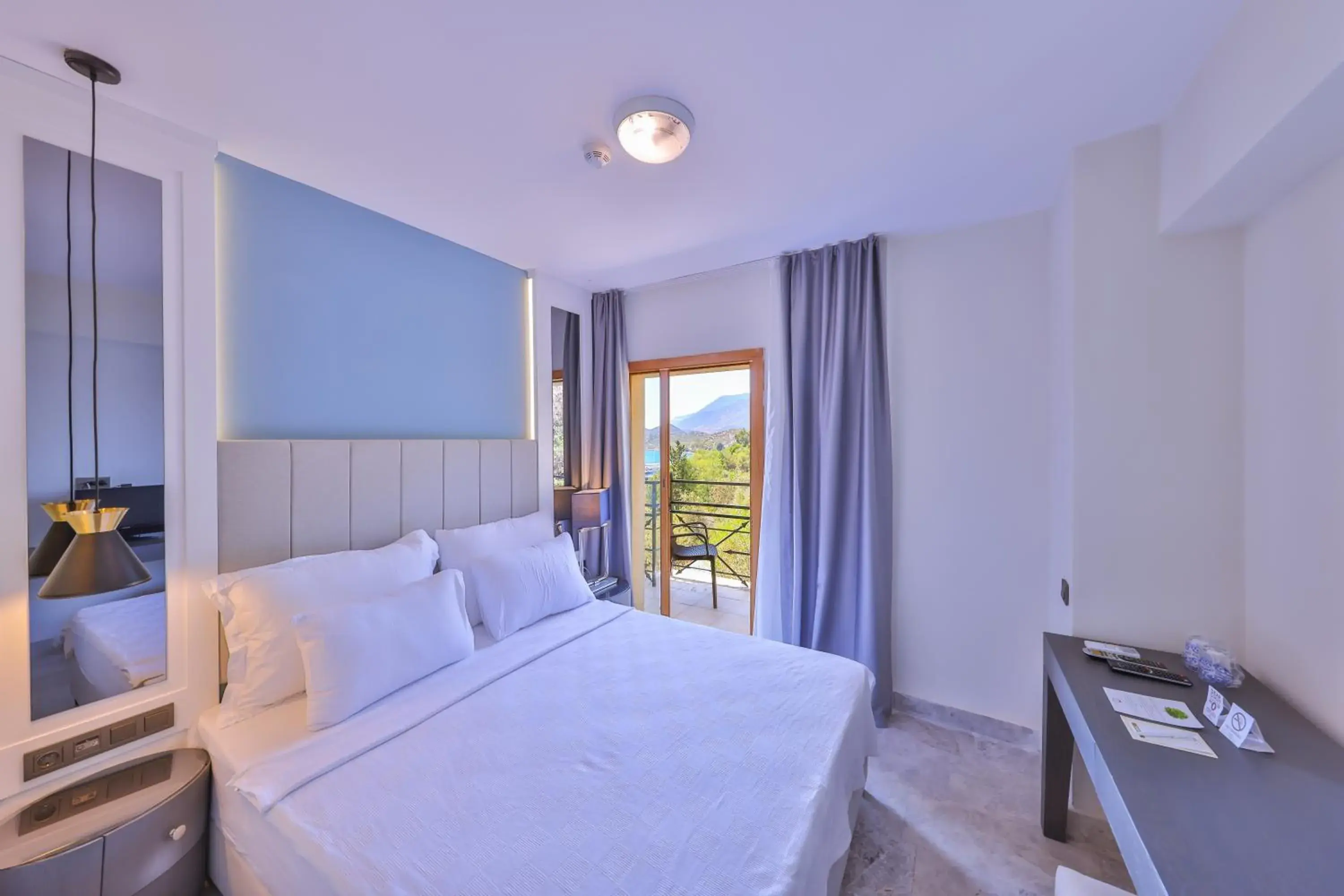 Standard Double or Twin Room in Hera Hotel Standard Double or Twin Room in Hera Hotel