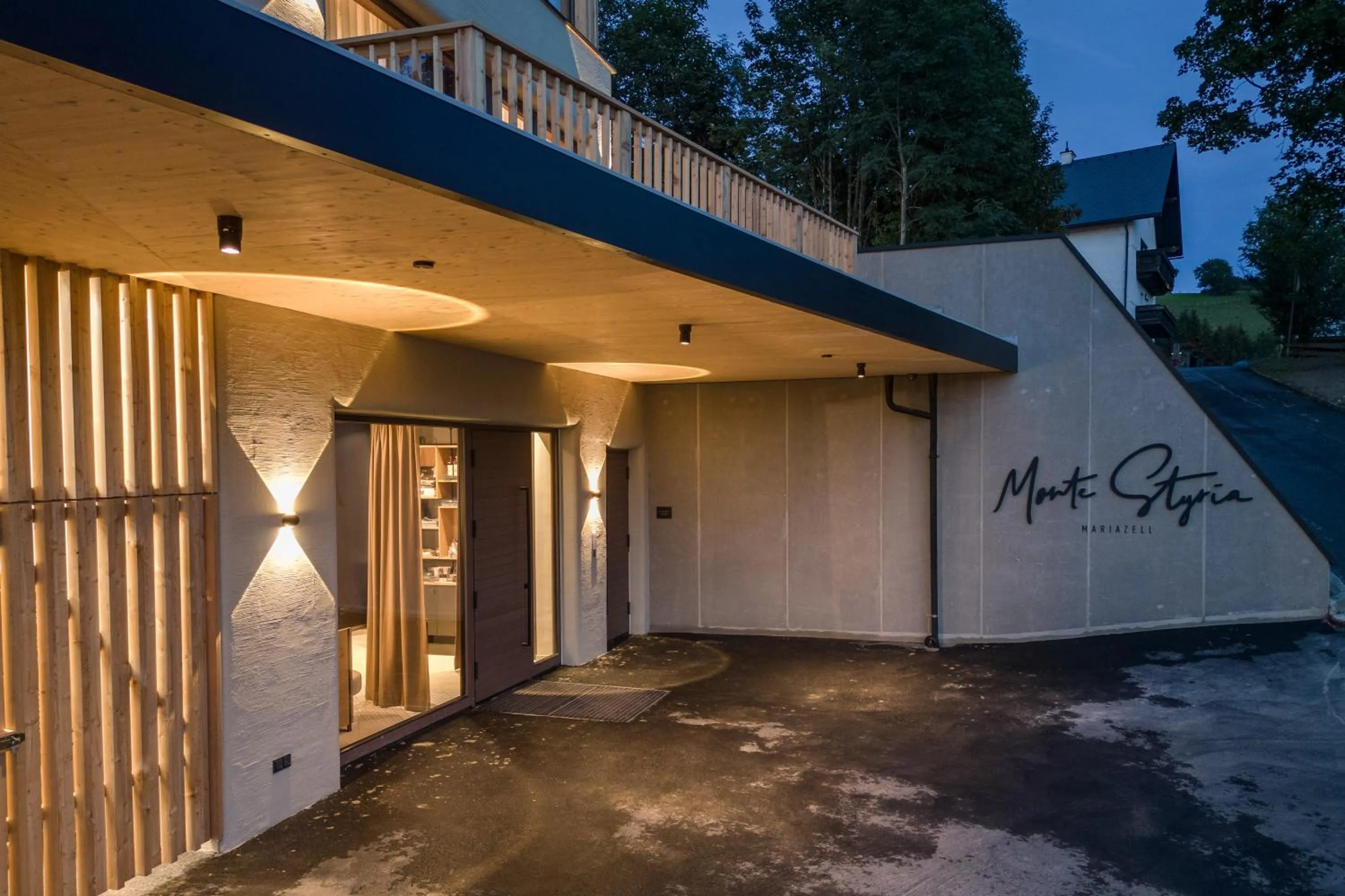 Property building in Hideaway Hotel Montestyria Chalets & Suiten