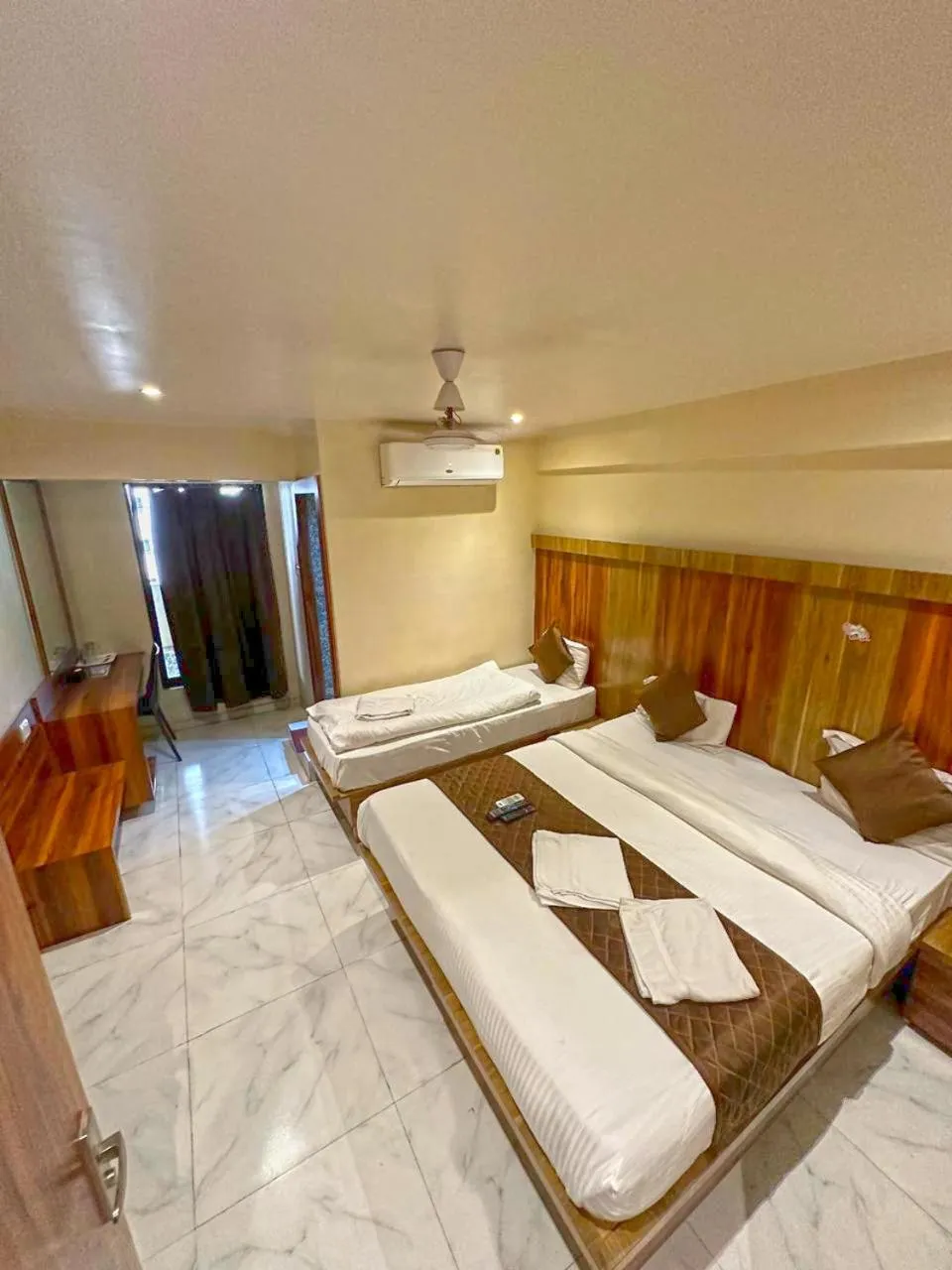 Bedroom, Bed in Hotel Mourya Residency