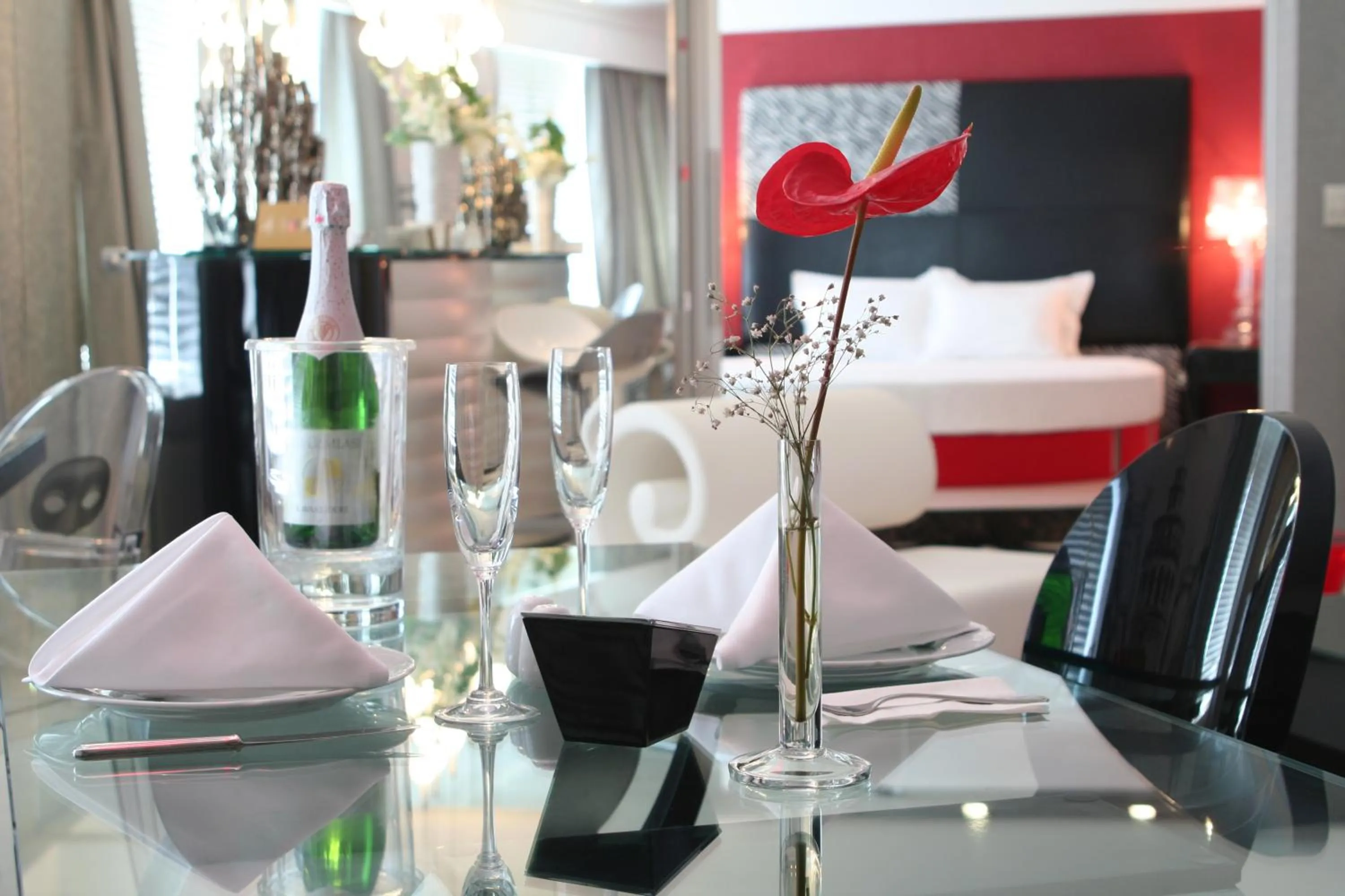 Food and drinks in Surmeli Istanbul Hotel