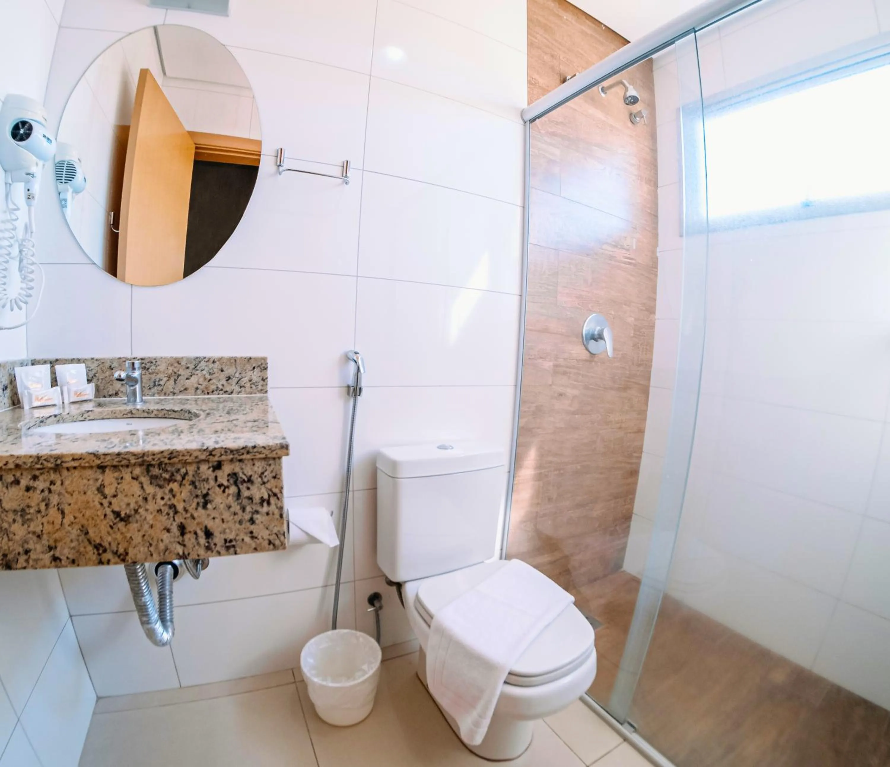 Bathroom in Ferian Plaza Hotel