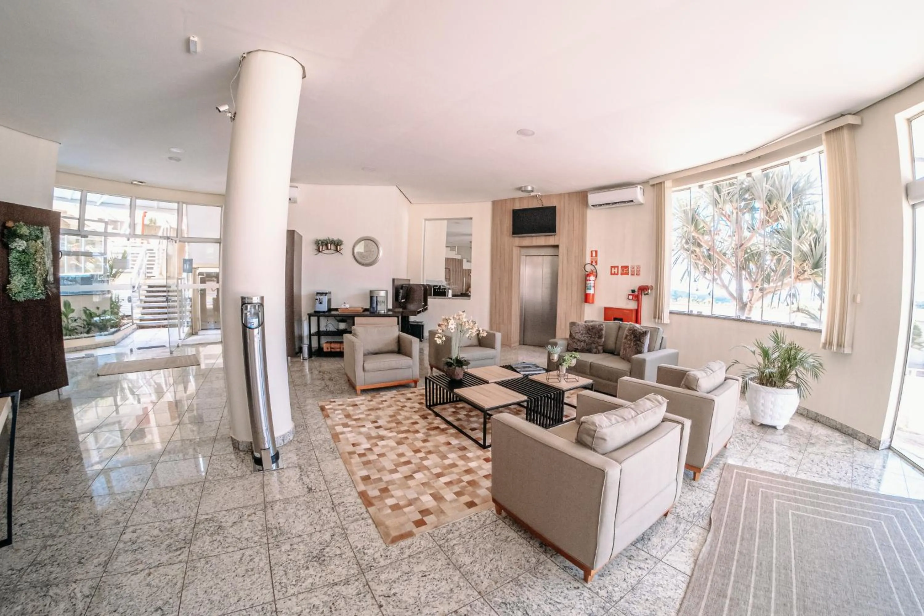 Lobby or reception in Ferian Plaza Hotel