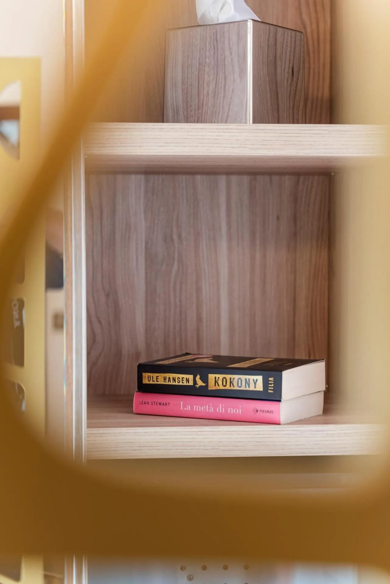 Decorative detail in Hotel Re Enzo