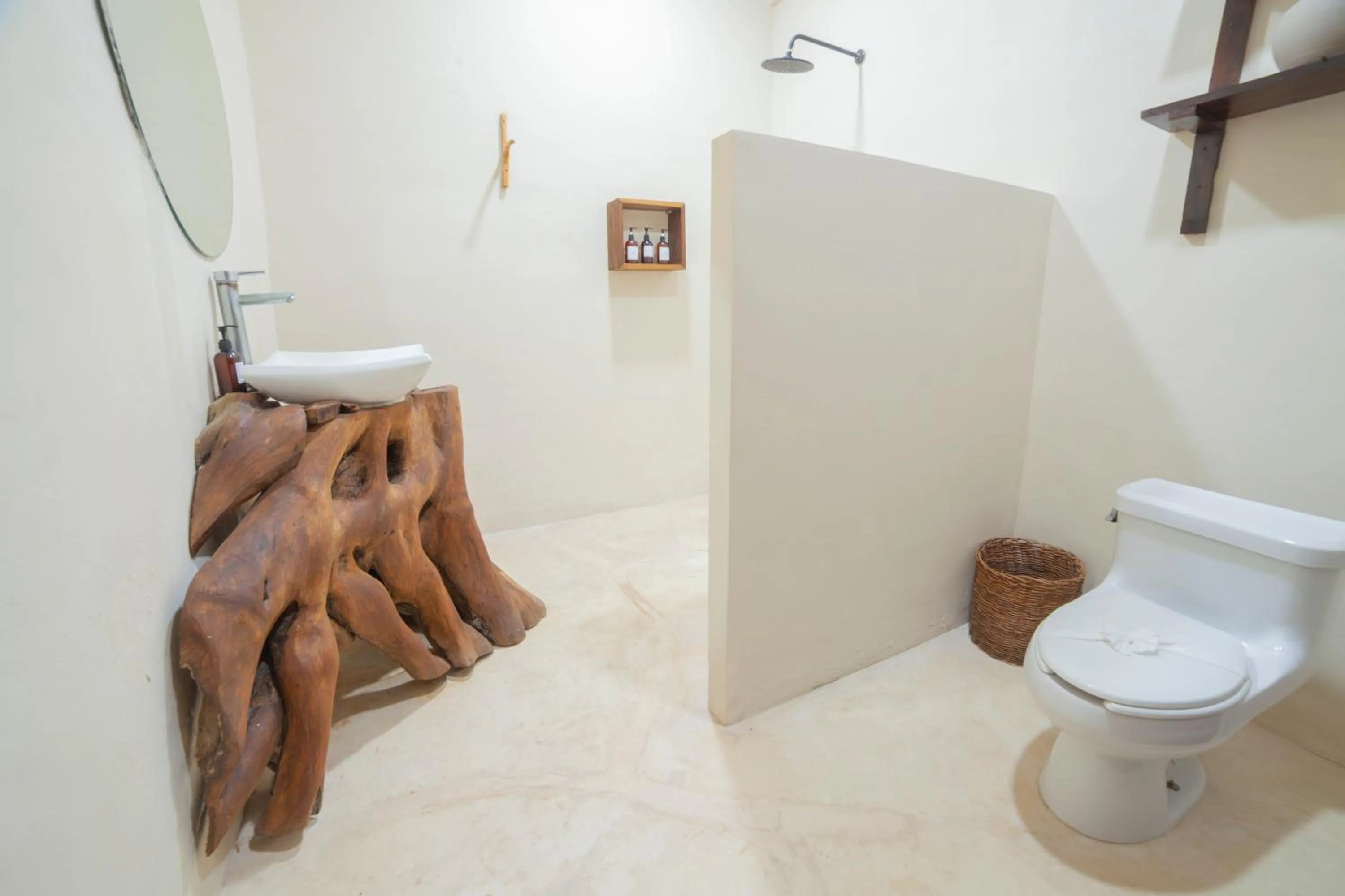 Shower in Alquimia Hotel Boutique