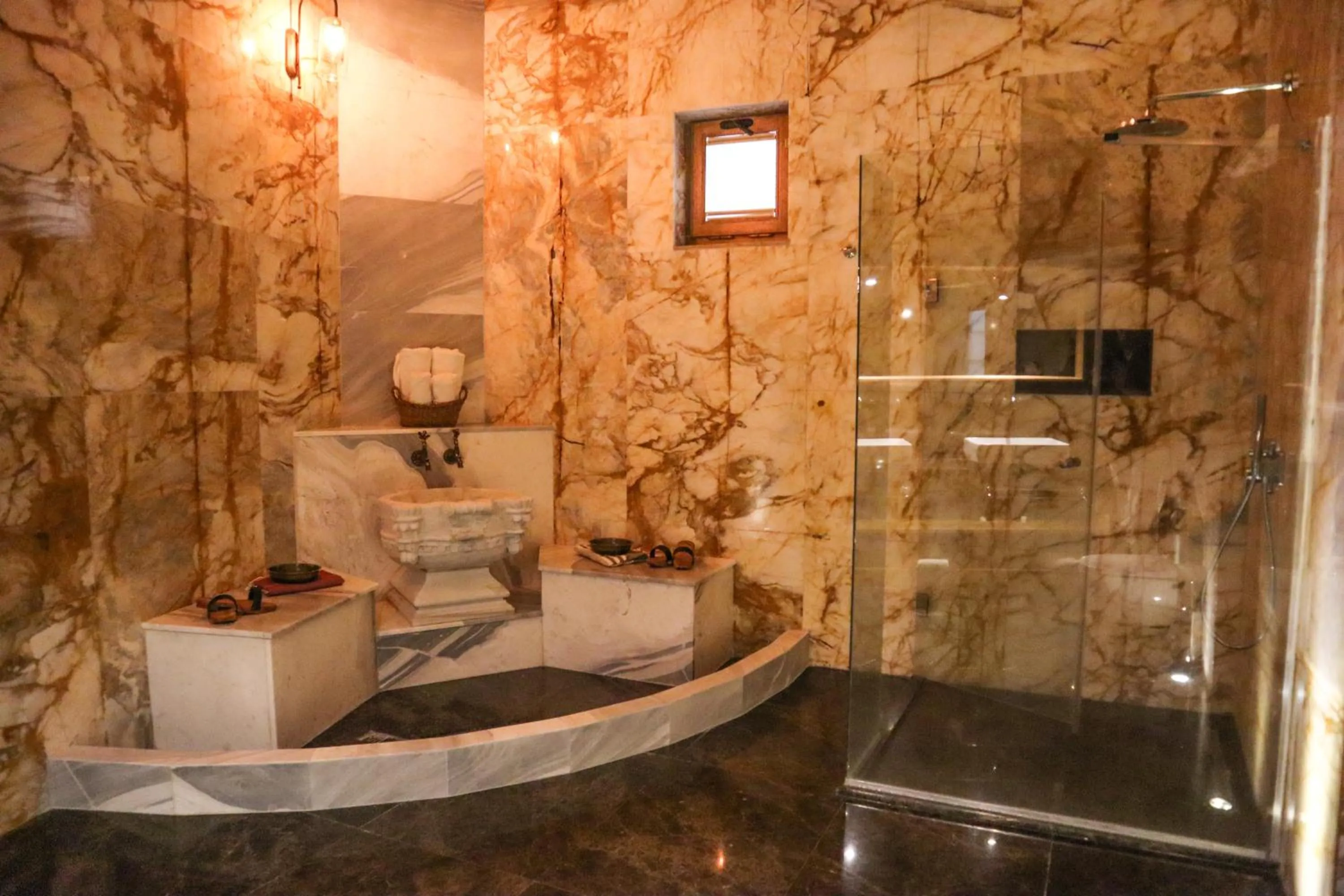 Shower in Kappadoks Cave Hotel