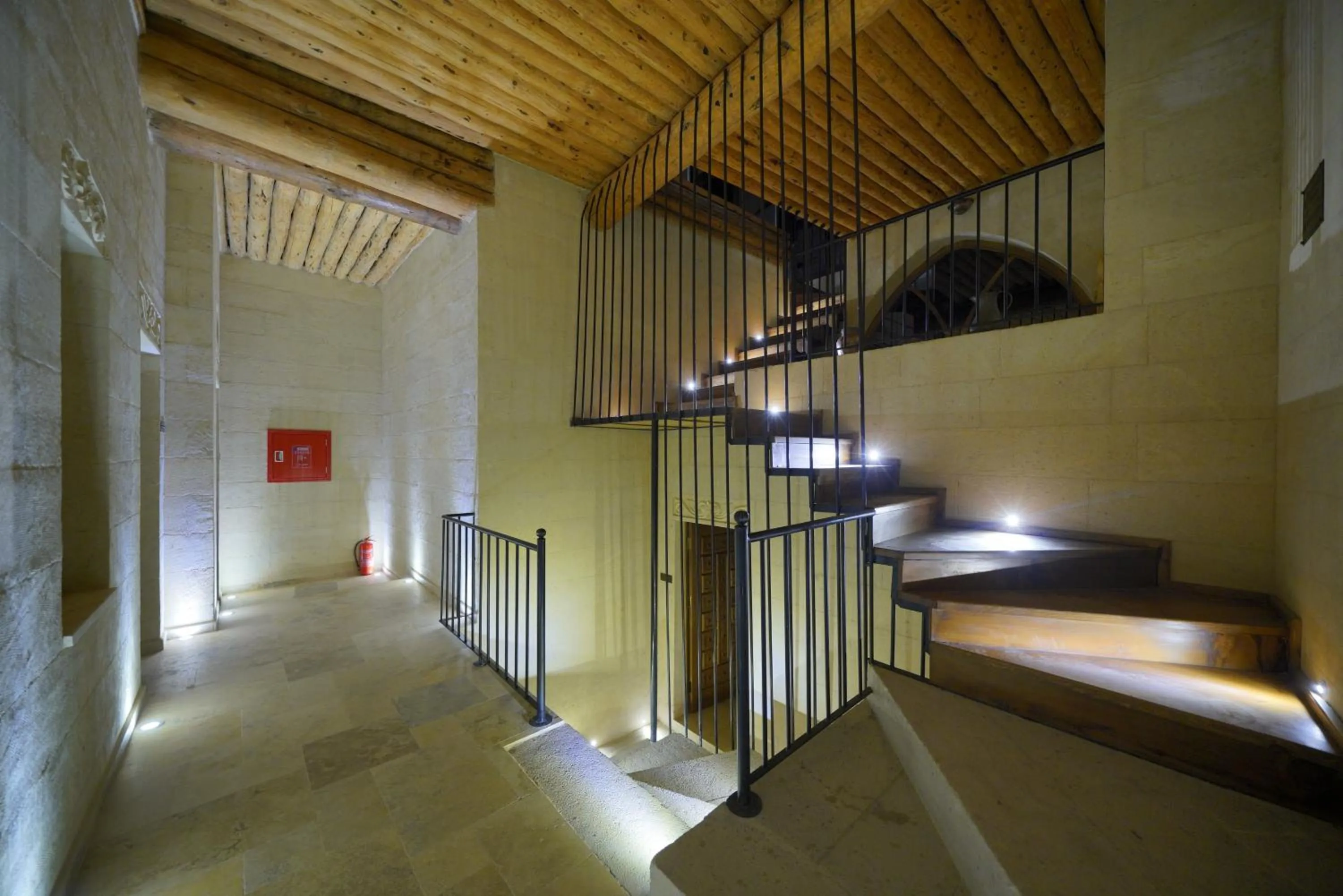 Property building, Bed in Kappadoks Cave Hotel