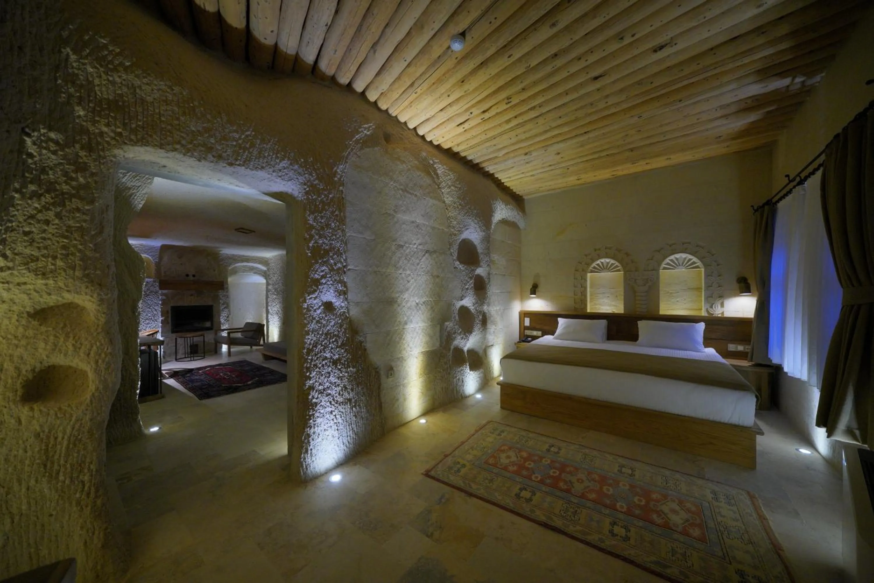 Bed in Kappadoks Cave Hotel